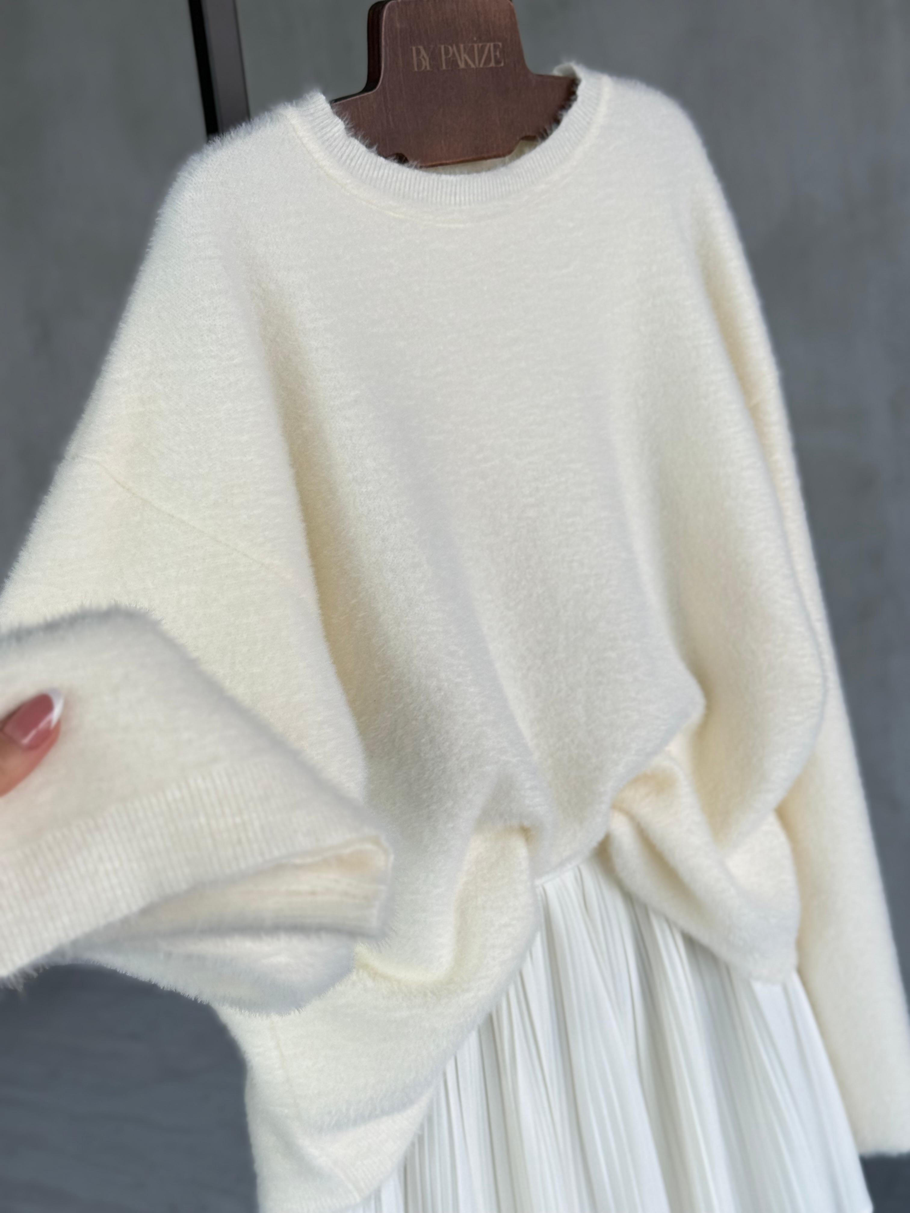 Bisiklet Yaka Angora Kazak (Ekru)