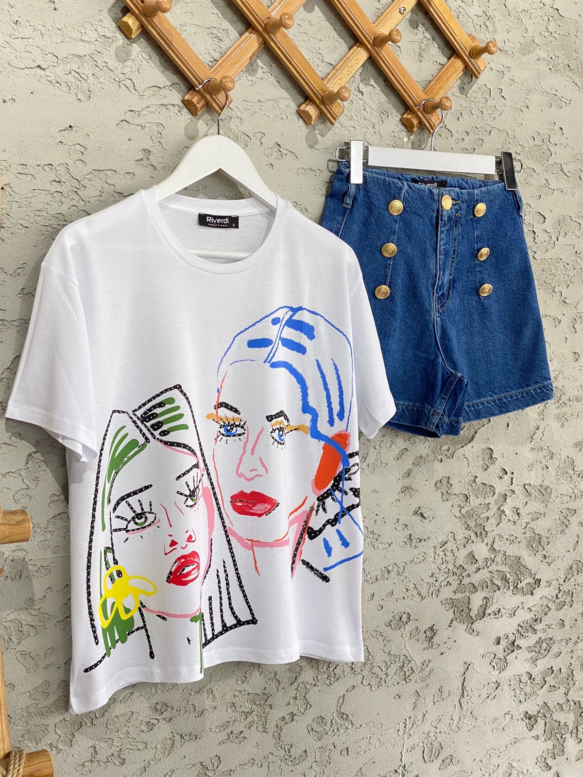 Bisiklet Yaka Basic T-shirt Beyaz