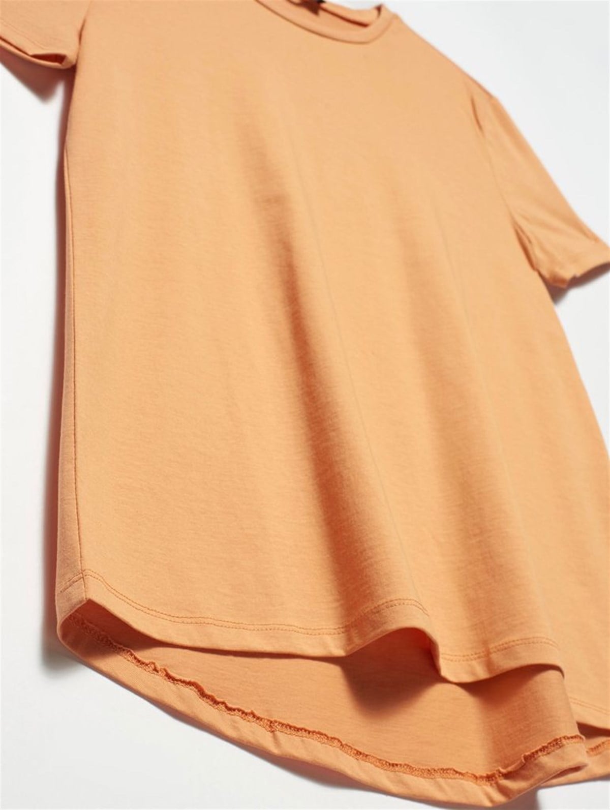 Bisiklet Yaka Basic Tshirt (Şeftali & Fındık Rengi)