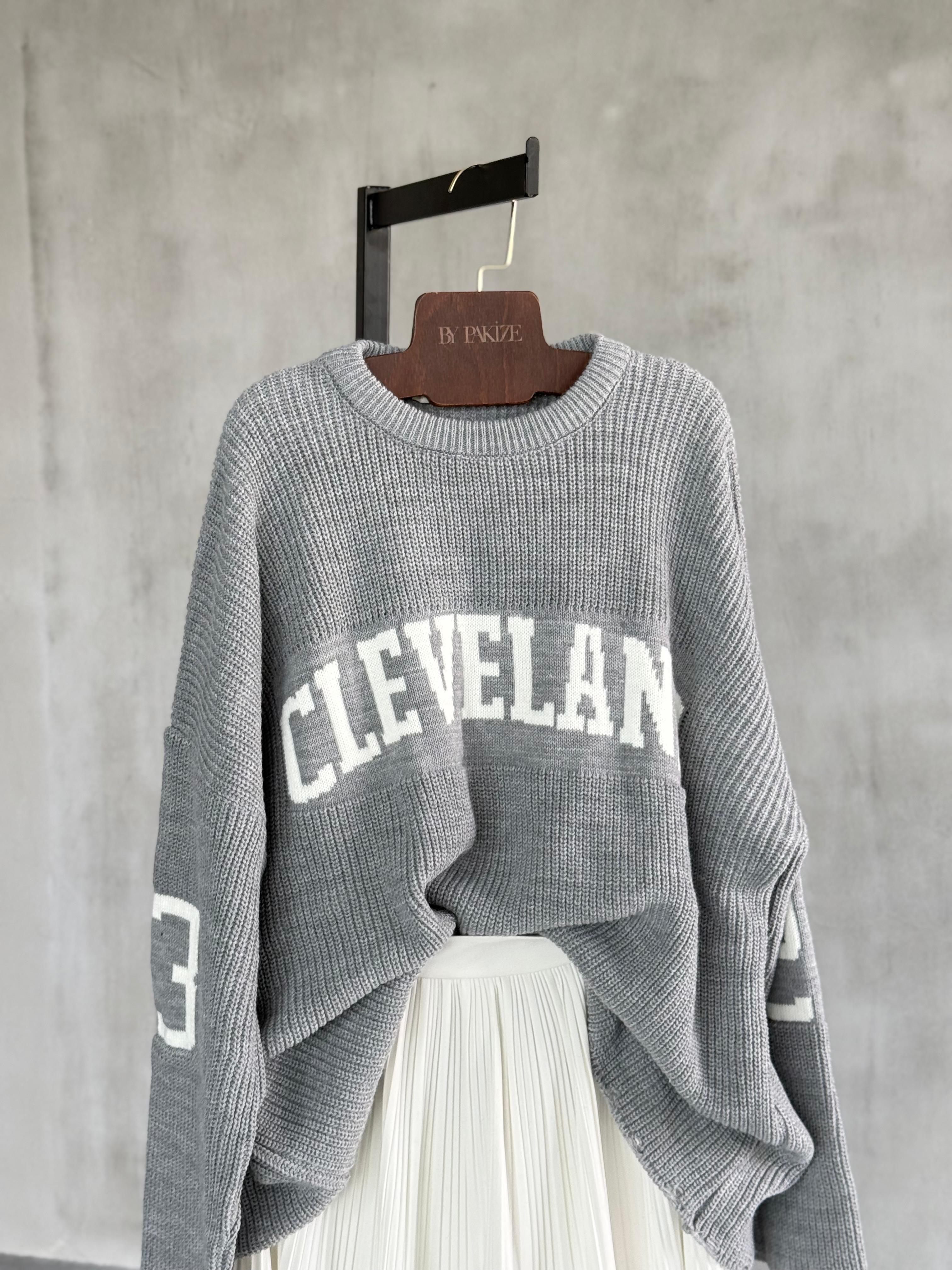 Bisiklet Yaka Yazı Baskı Detaylı Oversize Kazak (Gri)