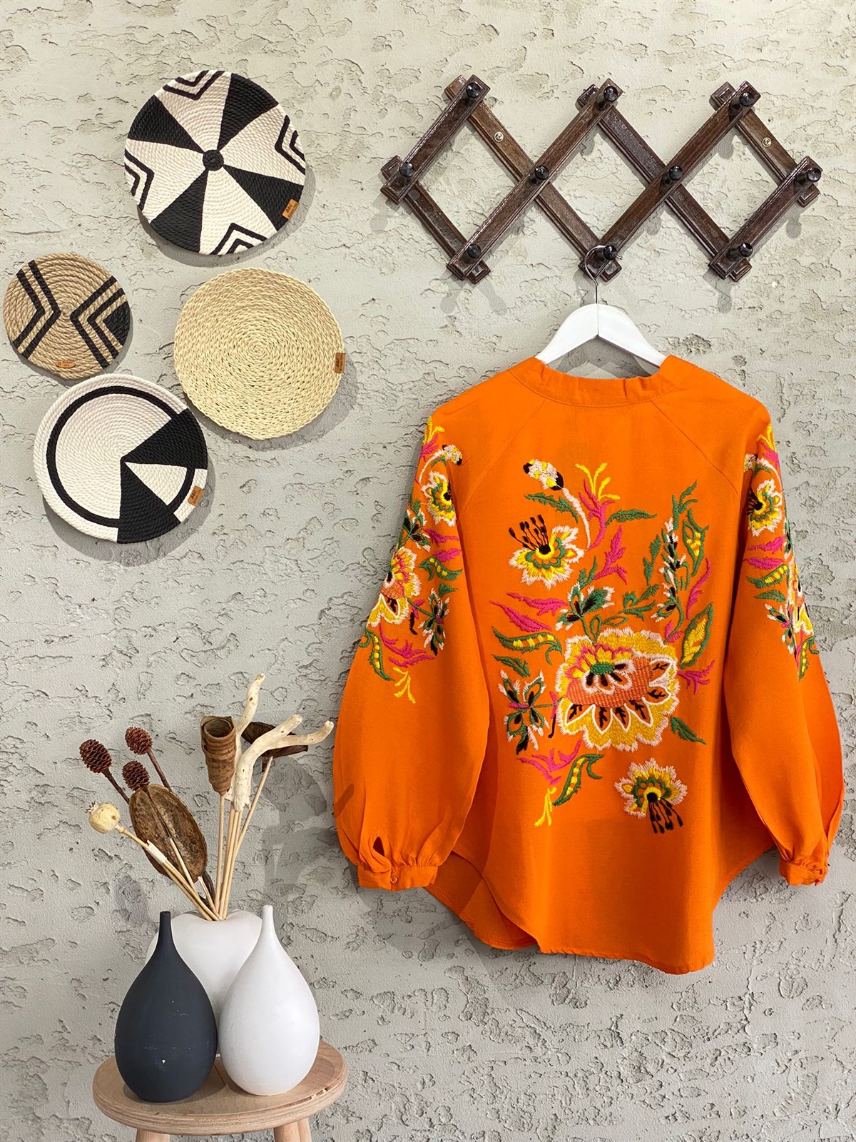 Çiçek İşlemeli Keten Kimono (Oranj)