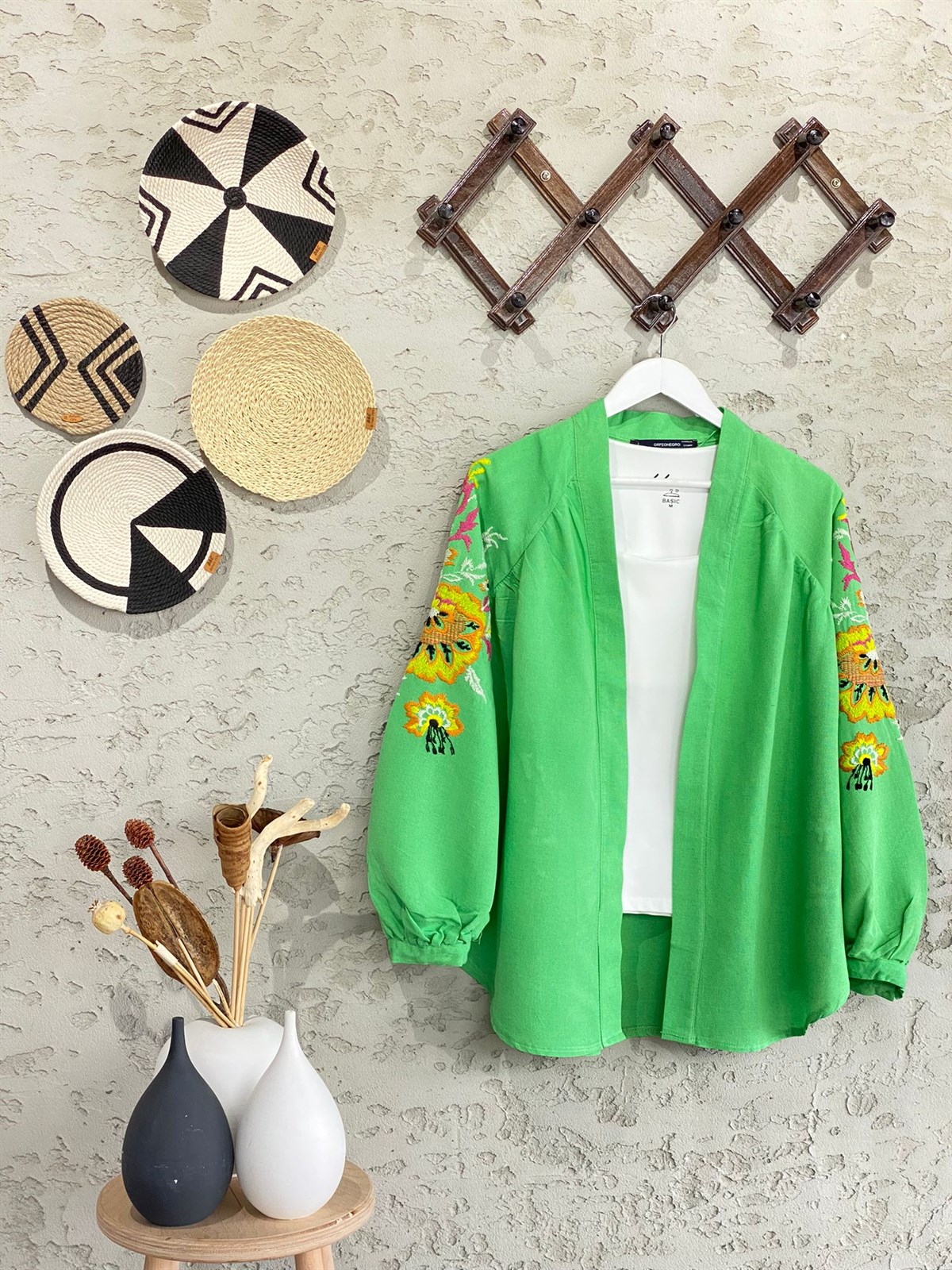 Çiçek İşlemeli Keten Kimono (Yeşil)