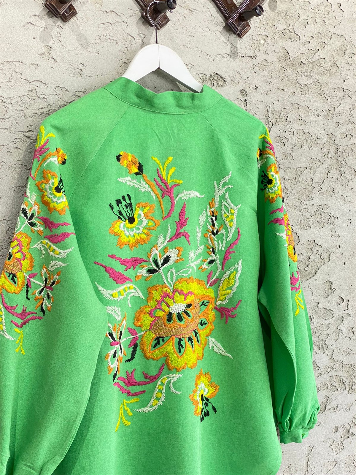 Çiçek İşlemeli Keten Kimono (Yeşil)