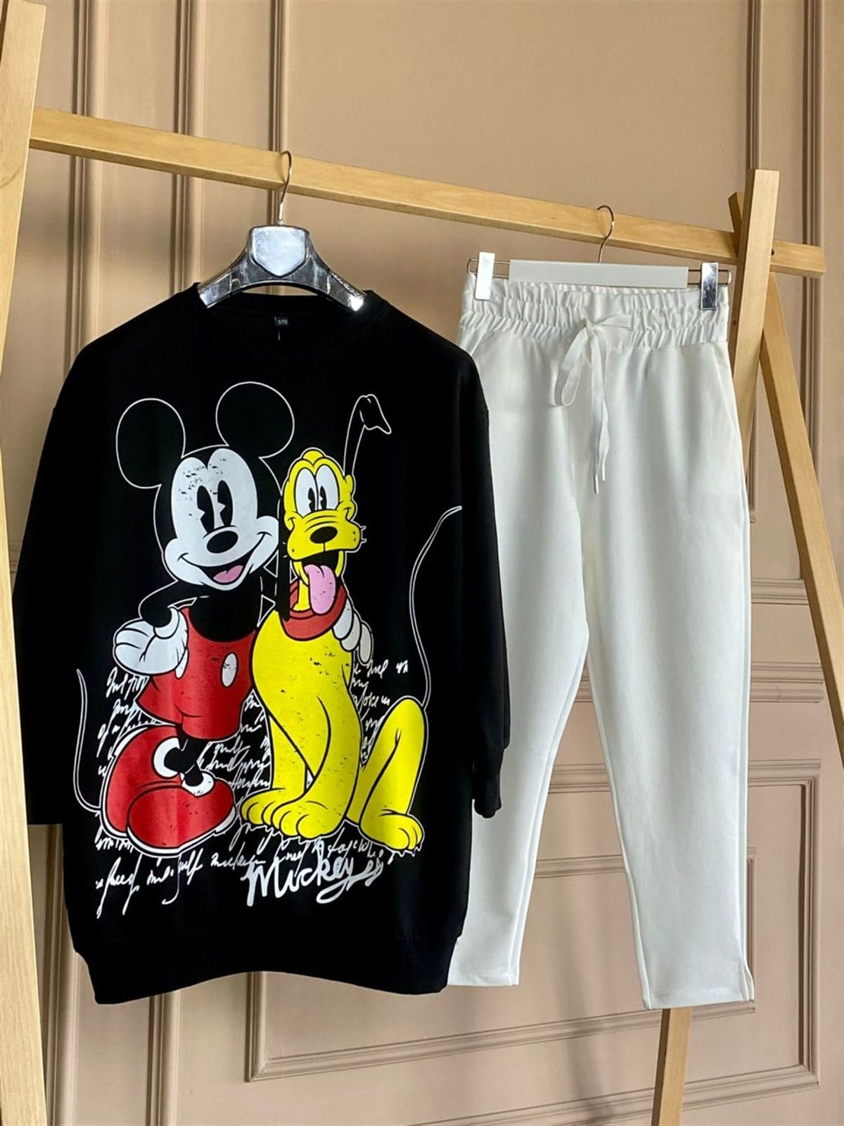 Çizgi Kahraman Baskı Detaylı Tunik Sweat (Siyah)