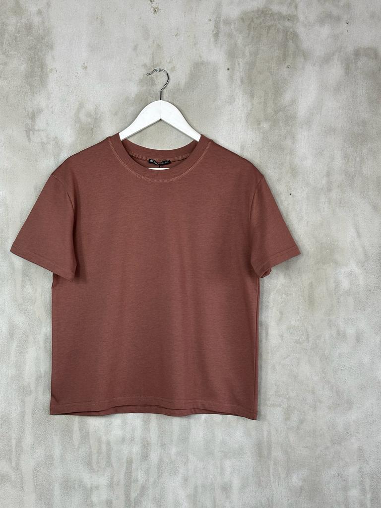 Dekoratif Dikişli Bisiklet Yaka Tshirt (Kahve)