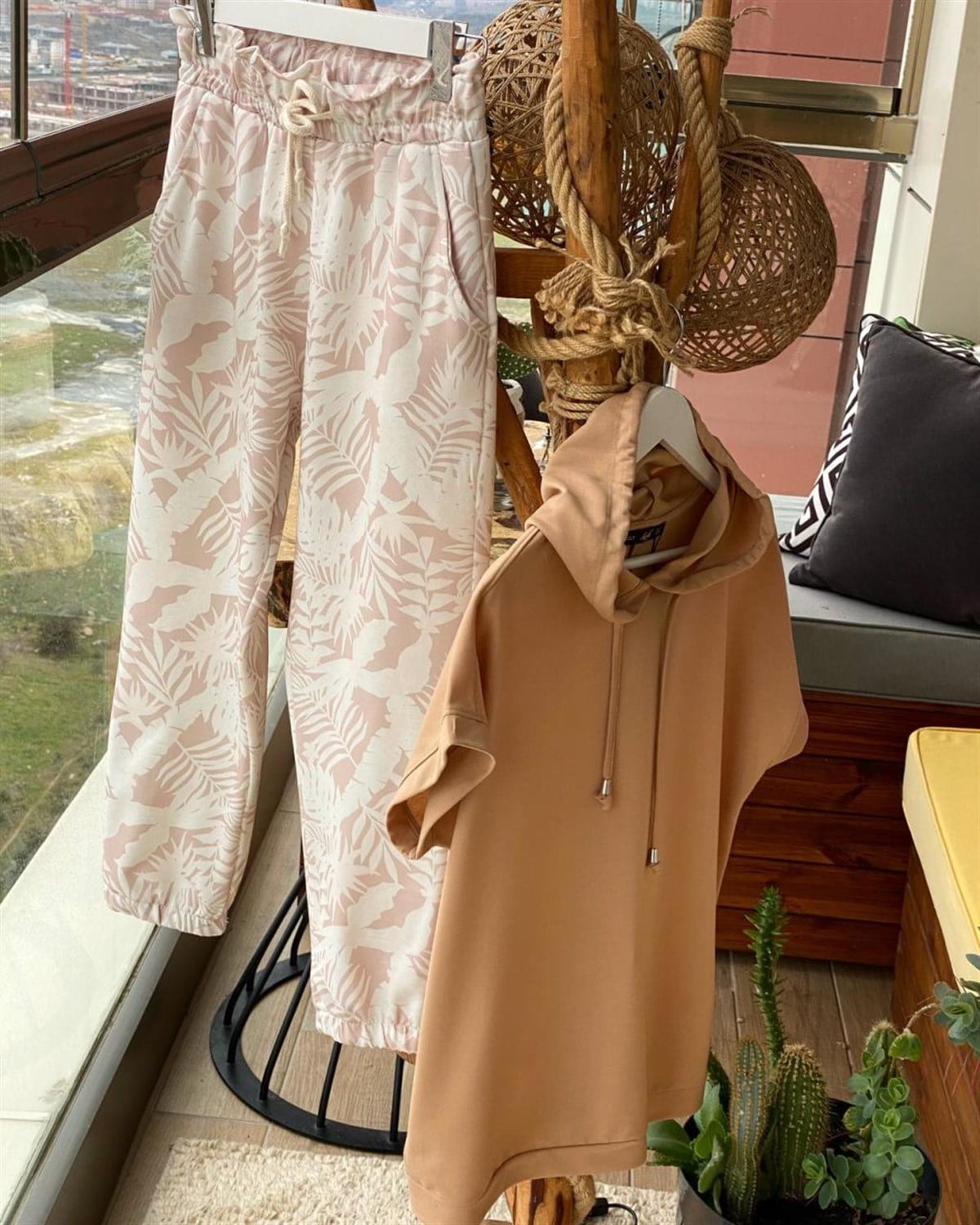 Desenli Beli Lastikli Pantolon (BEJ)