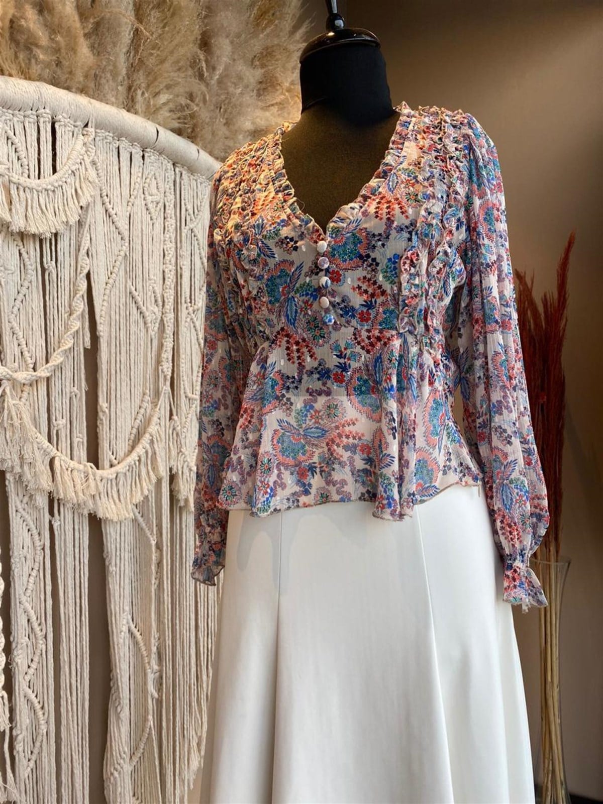 Desenli V Yaka Peplum Bluz