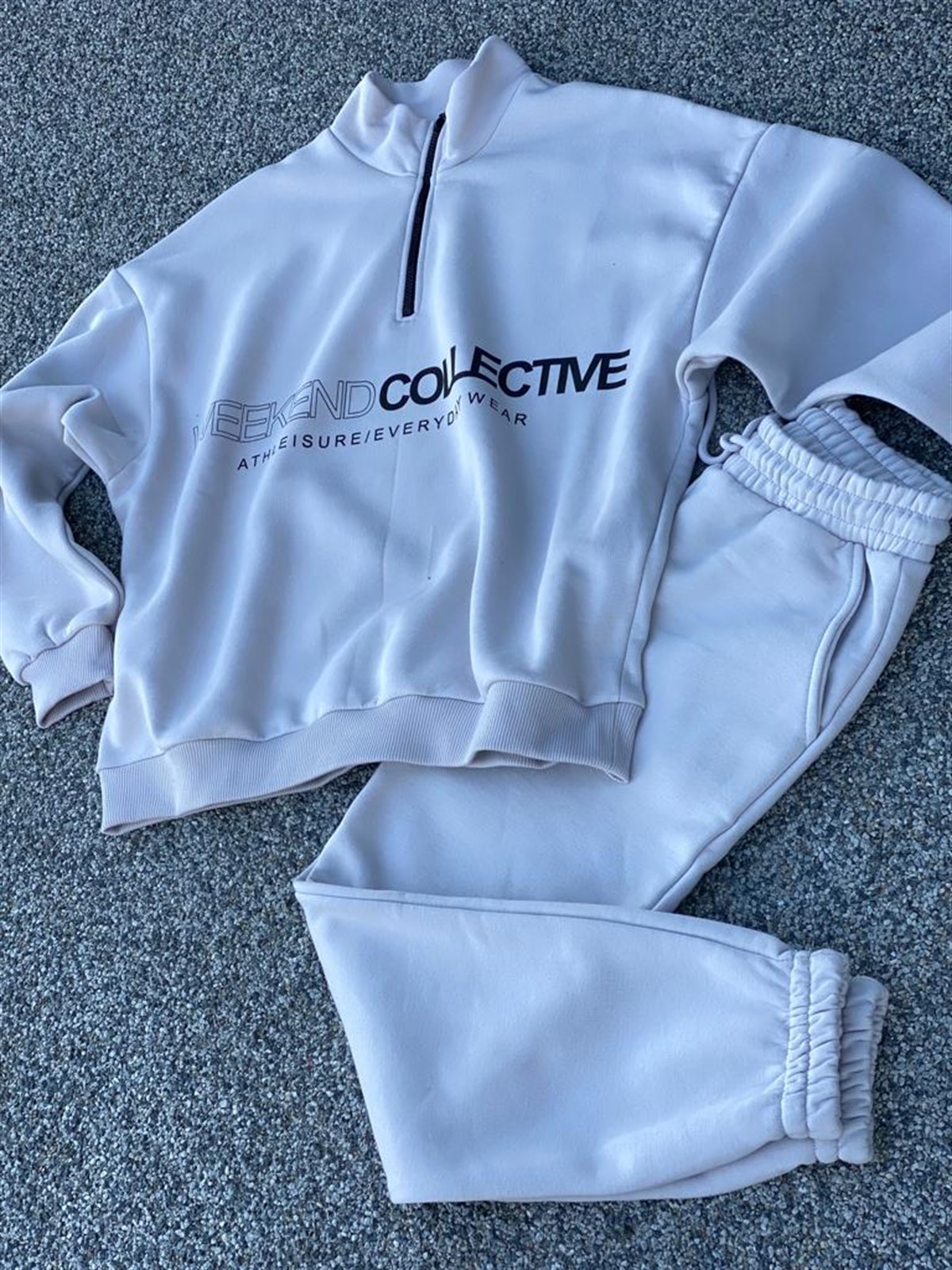 Dik Yaka Fermuarlı Gri Sweatshirt