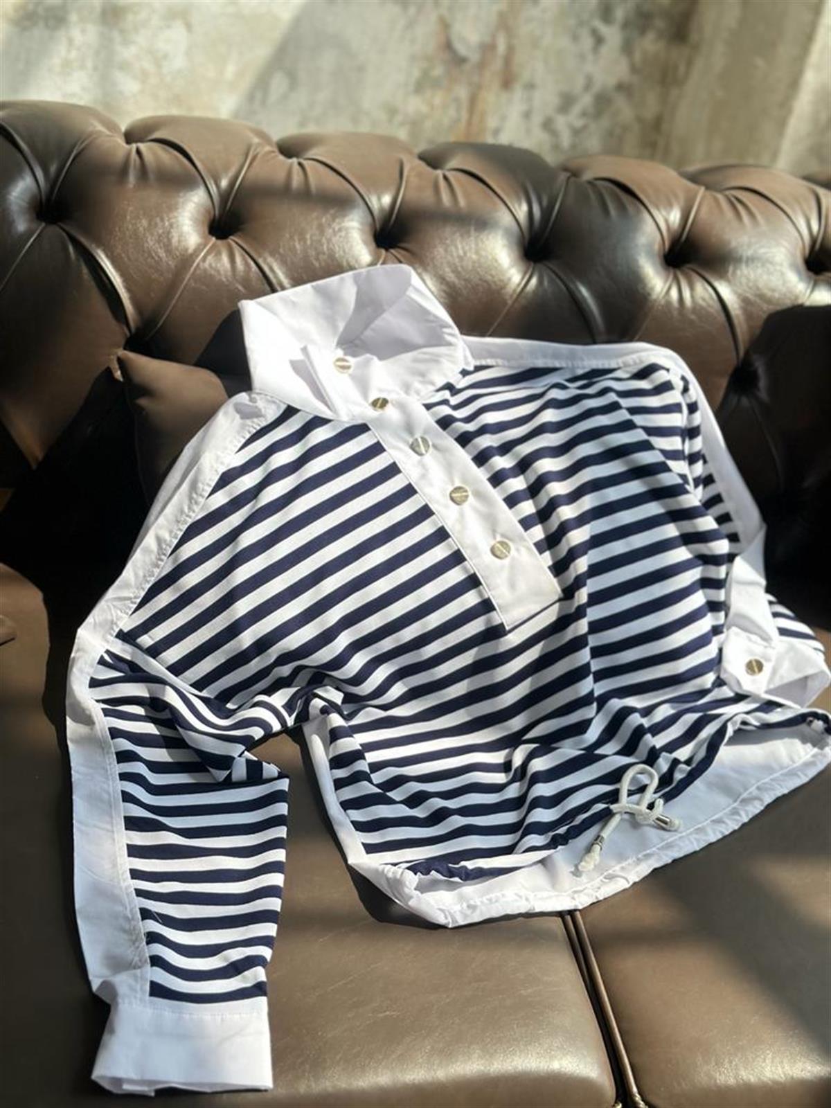 Dik Yaka Yarım Düğmeli Poplin Gömlek Detaylı Sweat (Beyaz)