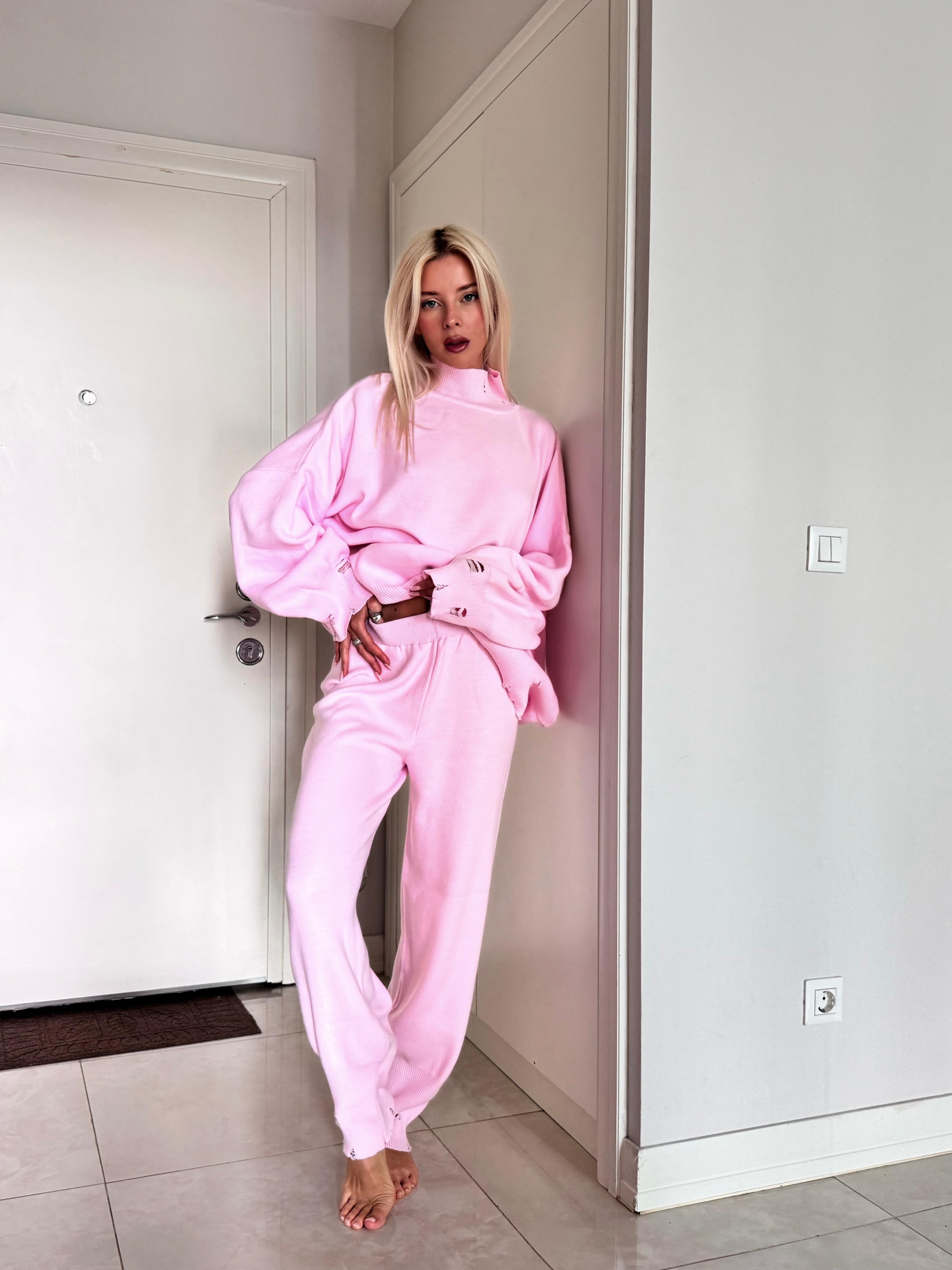 Dik Yaka Yırtık Detaylı Oversize Triko Takım (Şeker Pembesi)