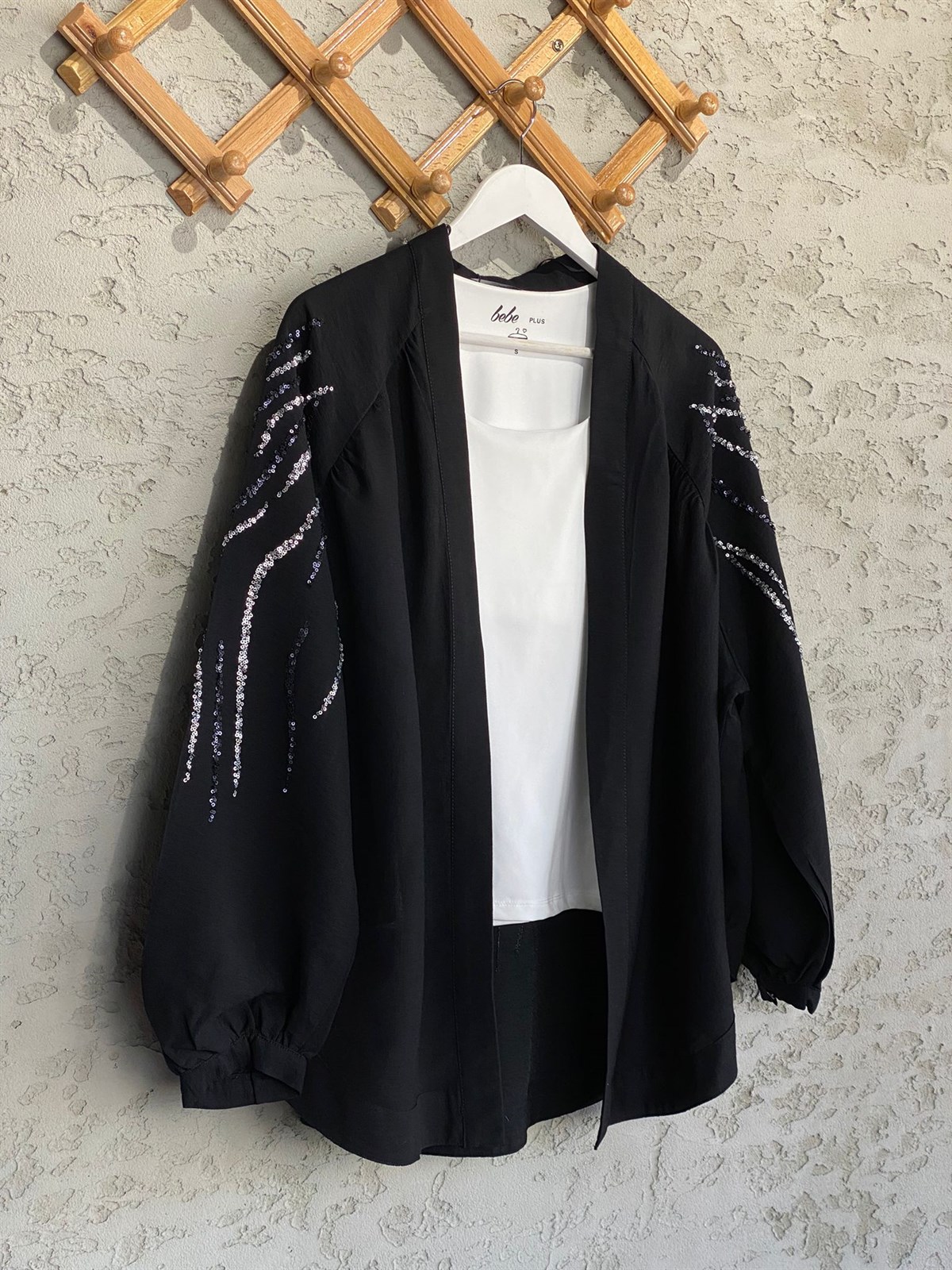 Full Payet İşlemeli Özel Tasarım Kimono (Siyah)