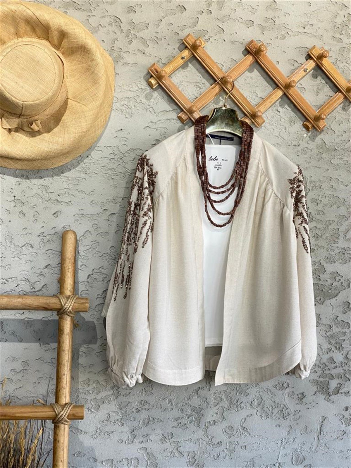 Full Payet İşlemeli Özel Tasarım Kimono (Taş)