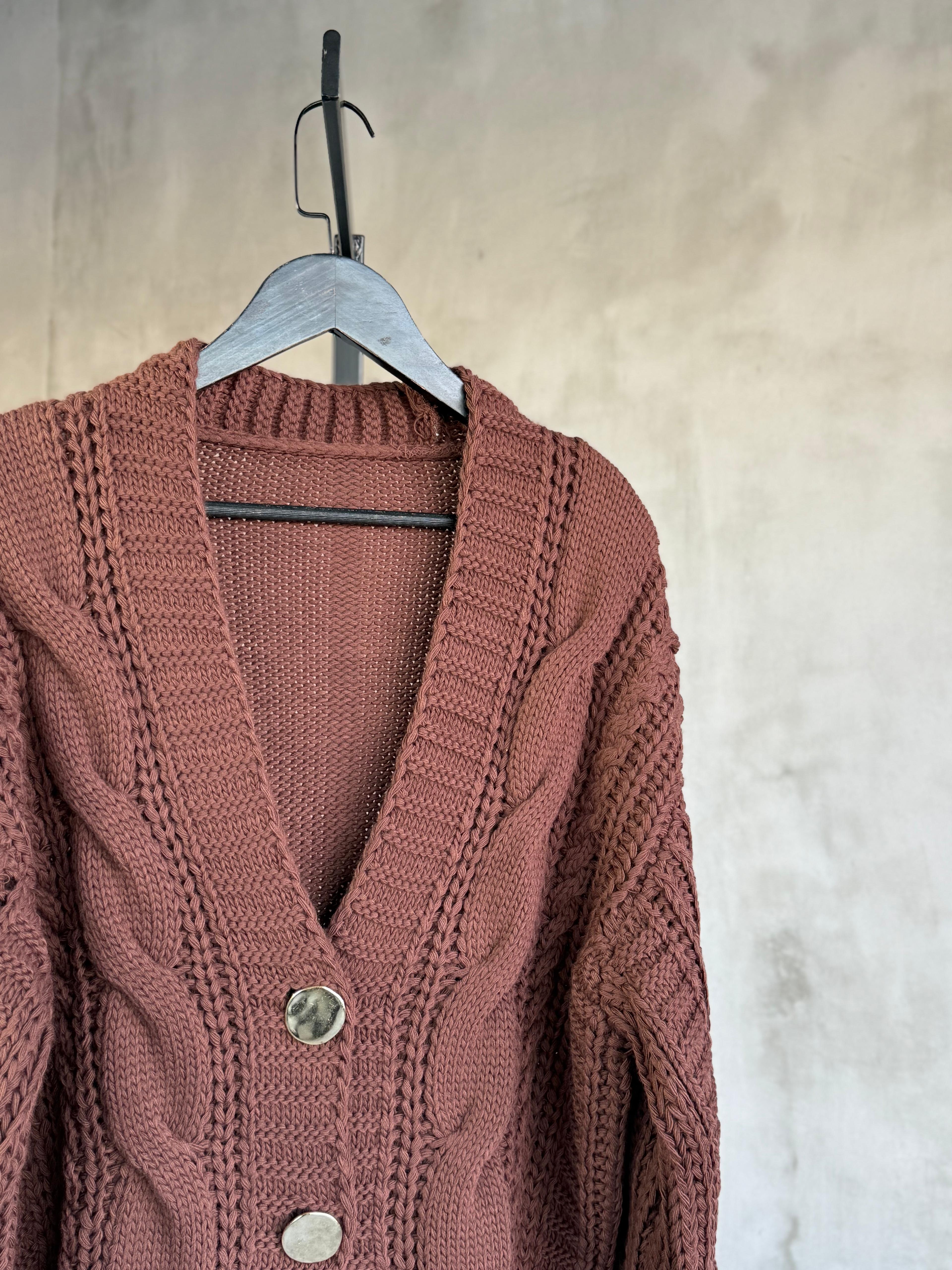 Gol Düğme Detaylı Çelik Örme Hırka (Kahve)