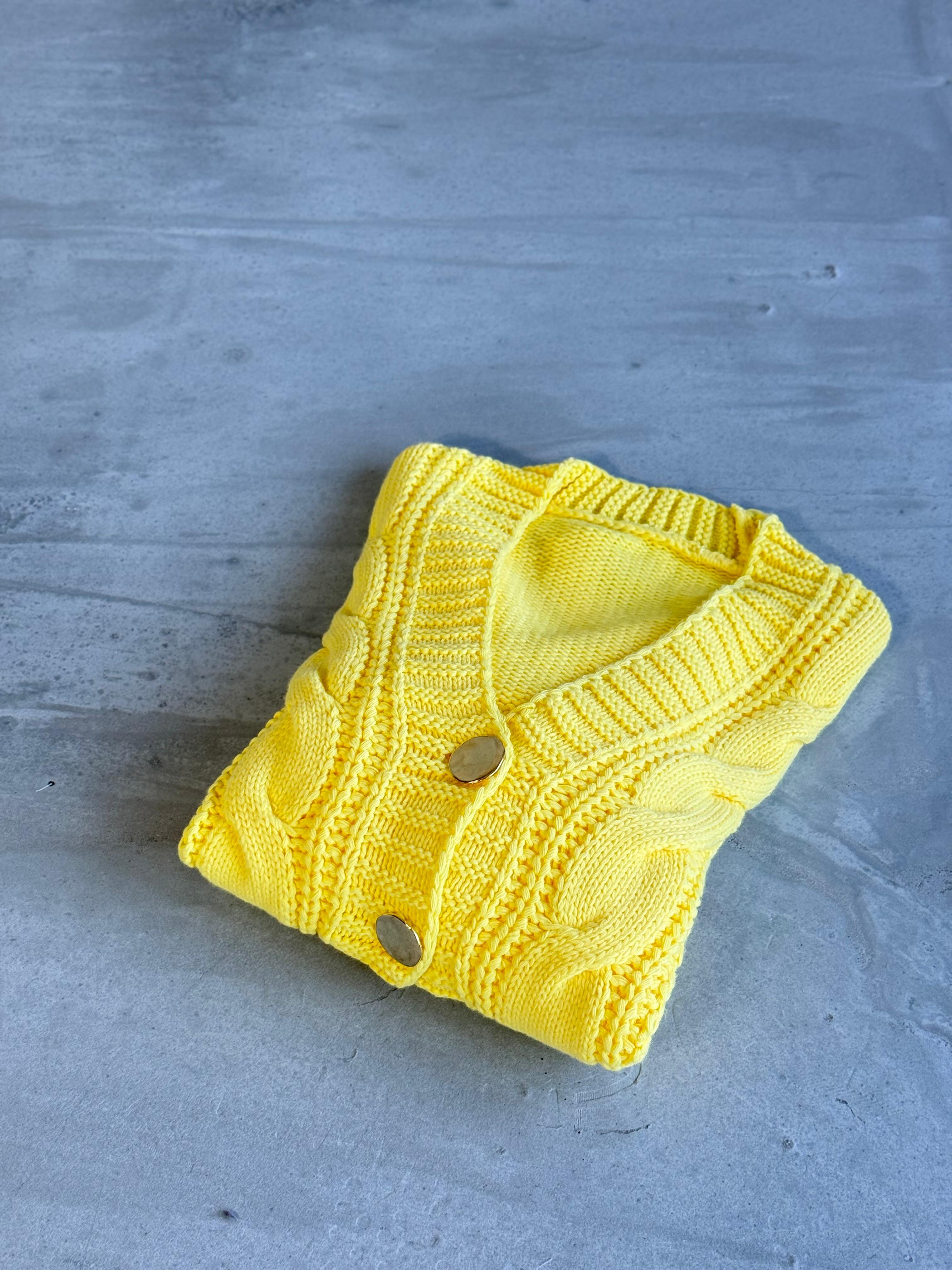 Gol Düğme Detaylı Çelik Örme Hırka (Sarı)