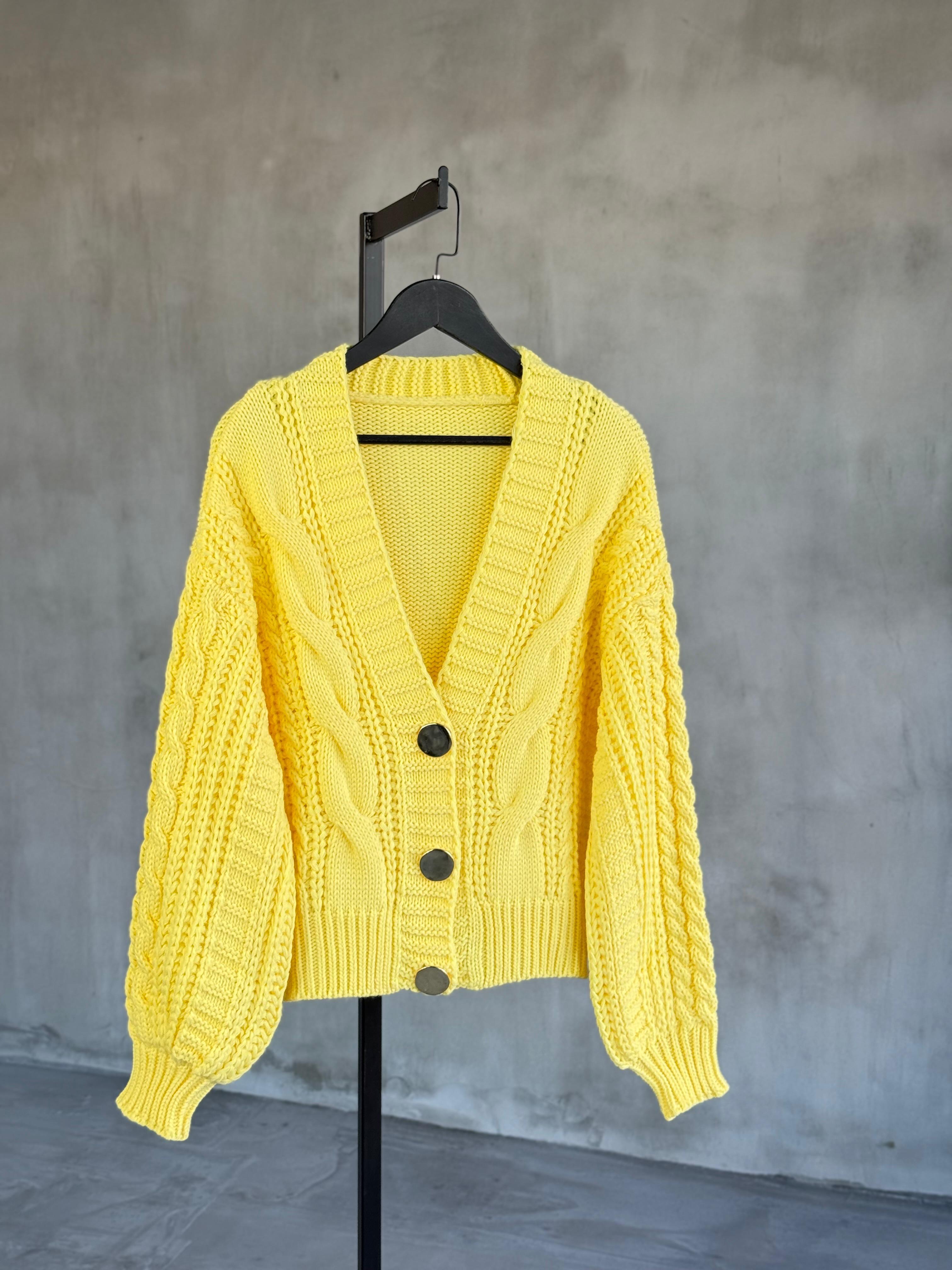 Gol Düğme Detaylı Çelik Örme Hırka (Sarı)