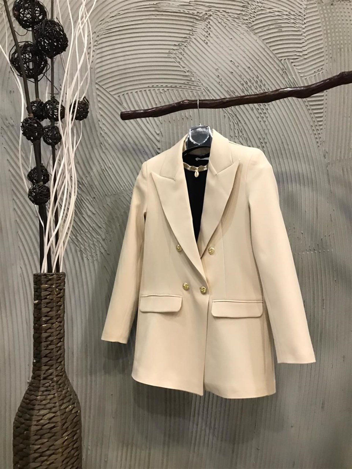 Gold Düğmeli Blazer Ceket (BEJ)