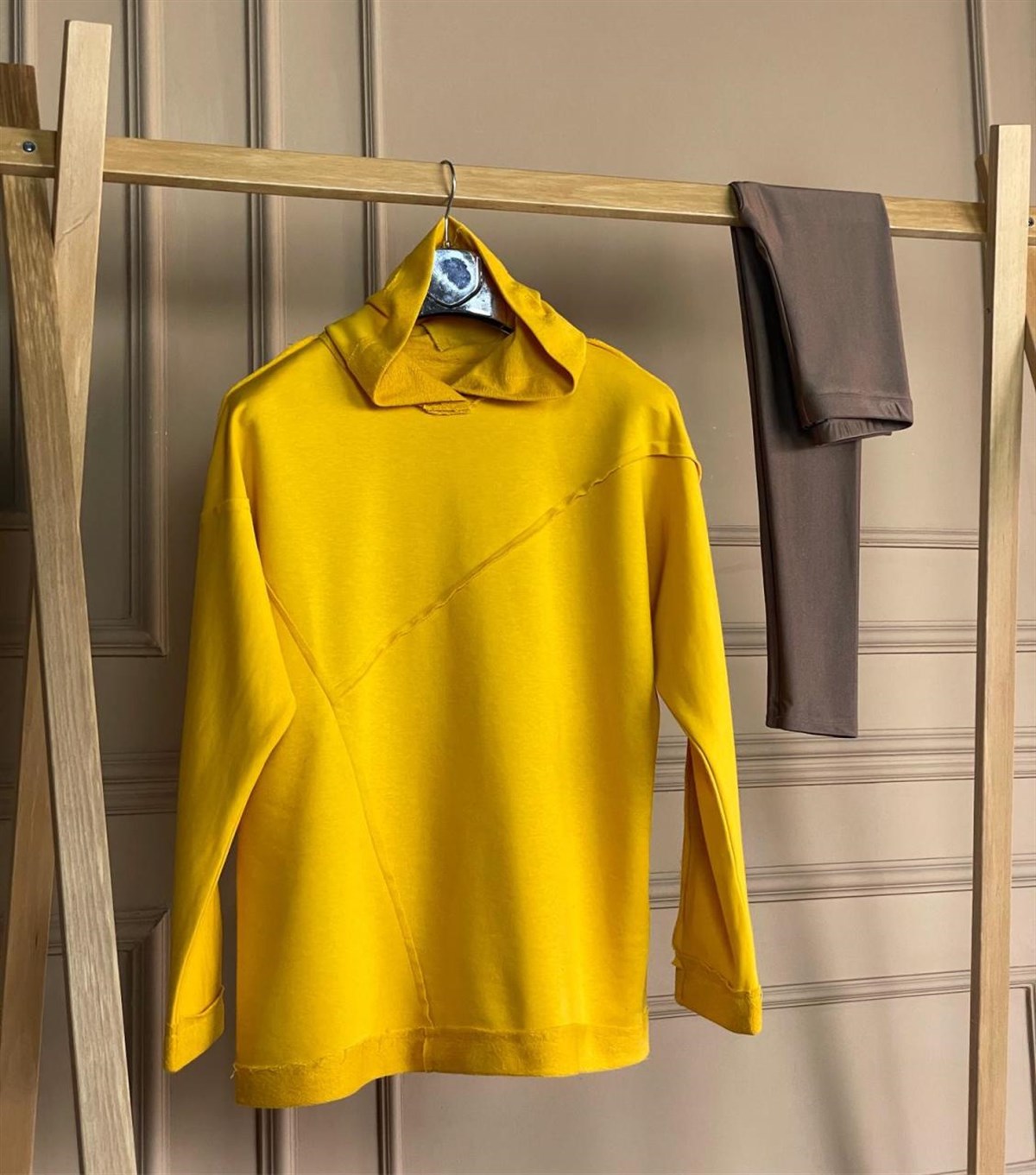 İkiiplik Kumaş Kapşonlu Sweatshirt (SARI)