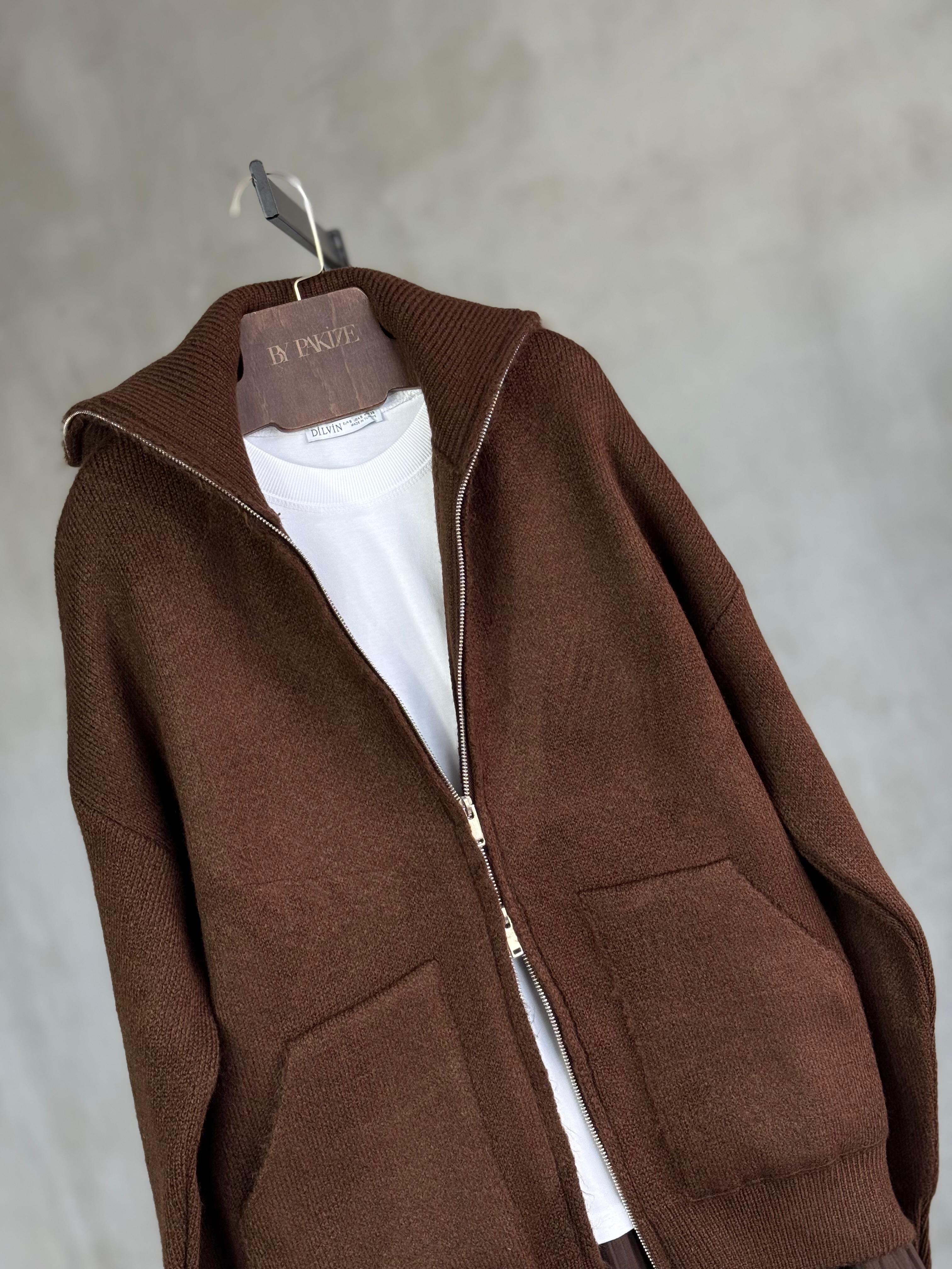 Kalın Dokulu Şardonlu Kaşmir Fermuarlı Hırka (Kahve)