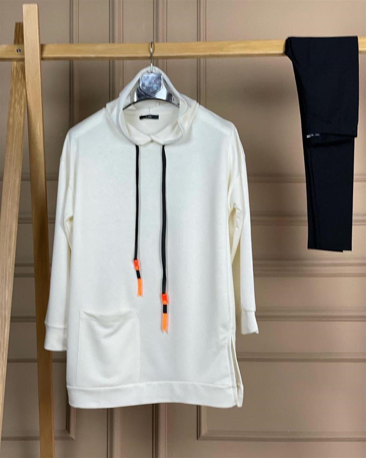 Kapşonlu İnci Tunik Sweatshirt (BEYAZ)