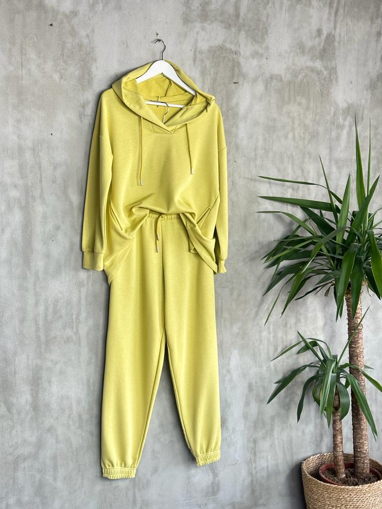 Kapşonlu Oval Kesim Kadın Sweat (Yağ Yeşili)