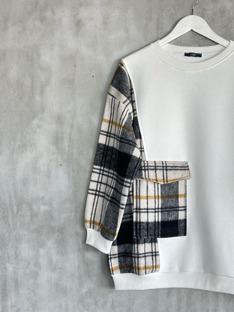 Kaşe Cep Detaylı Kadın Sweat (Beyaz)