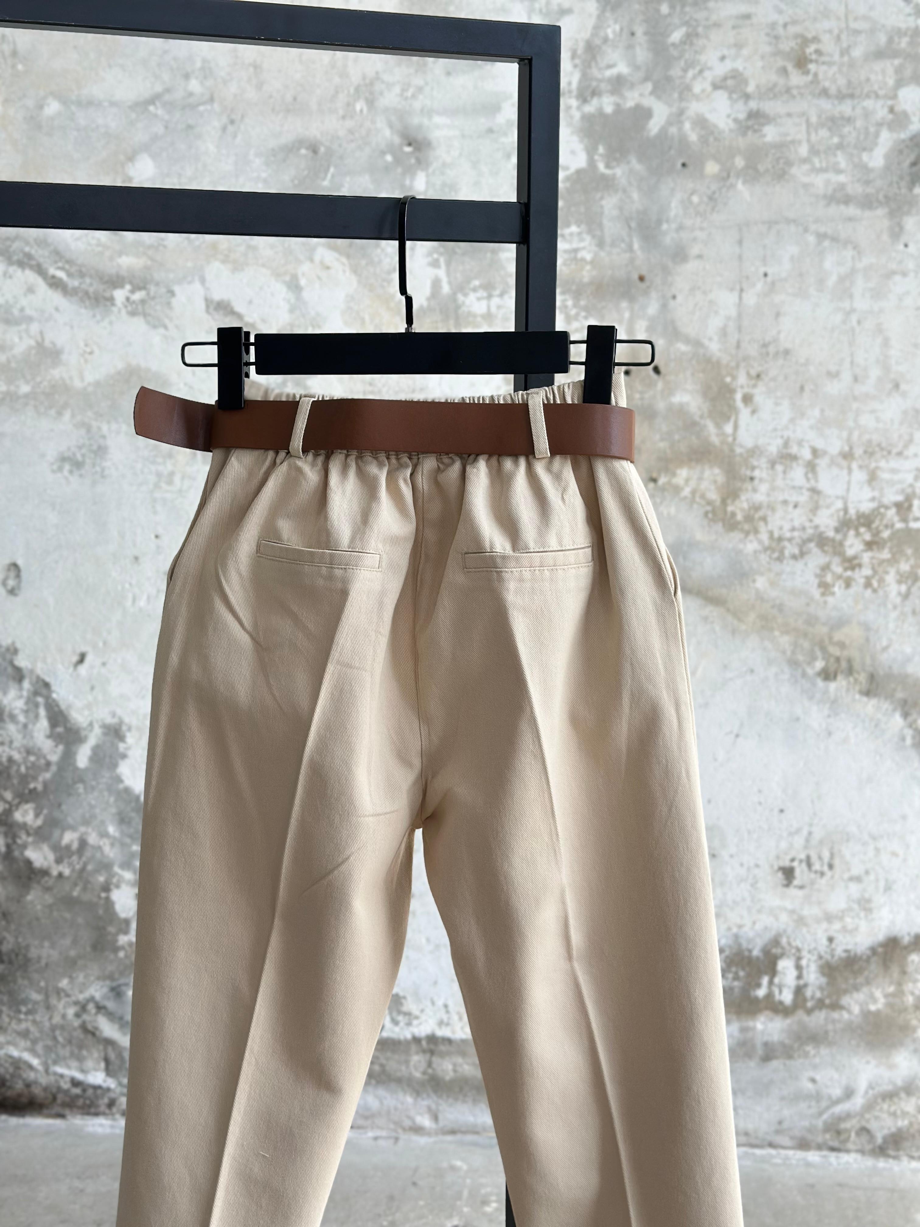 Kemerli Gabardin Kumaş Pantolon (Bej)