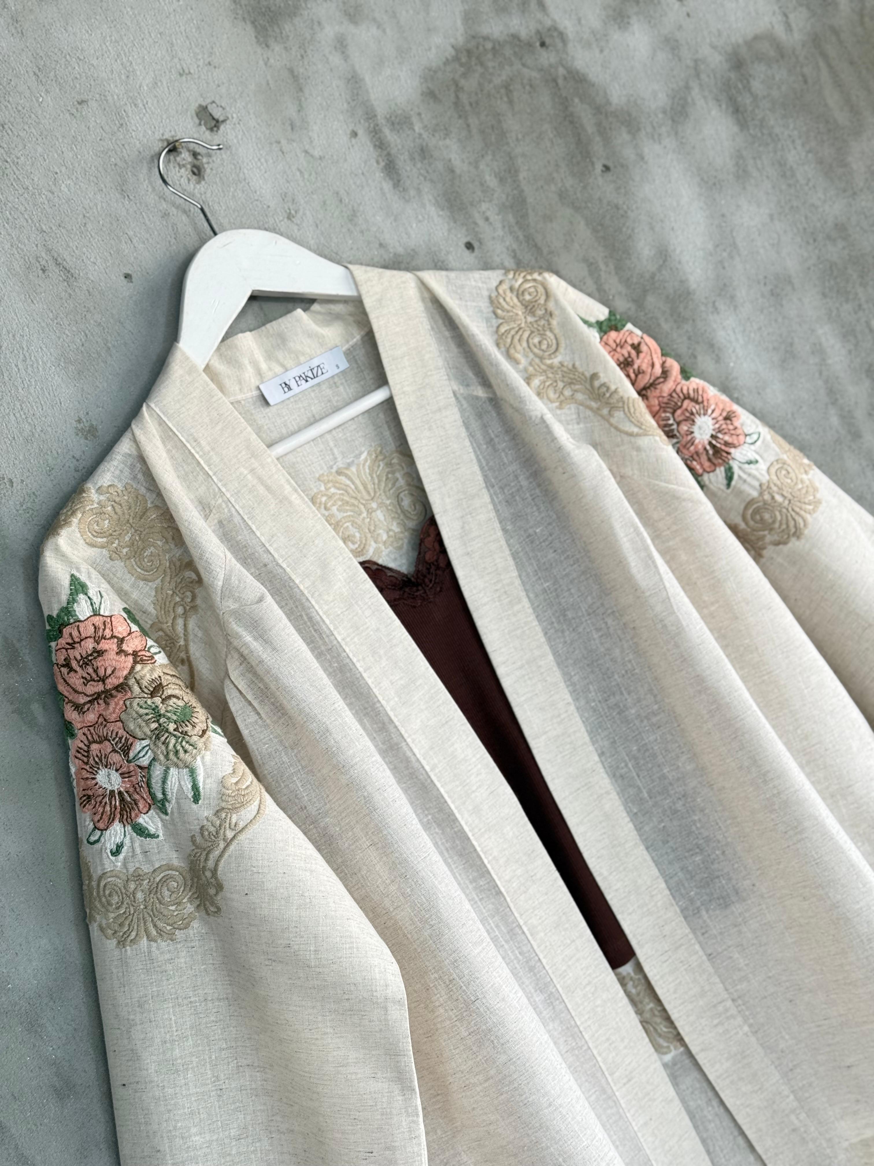 Keten Kumaş Nakış İşçilikli Oversize Kimono (Taş)