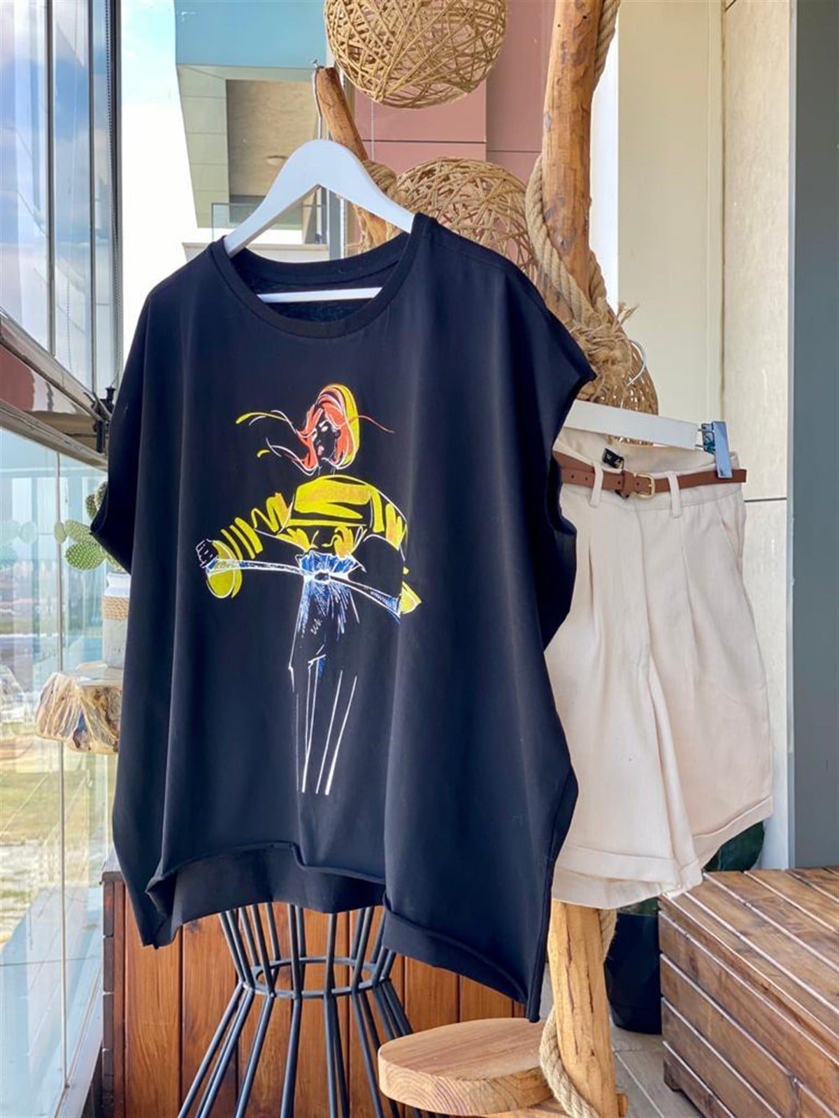 Kız Baskılı Tshirt (Siyah)