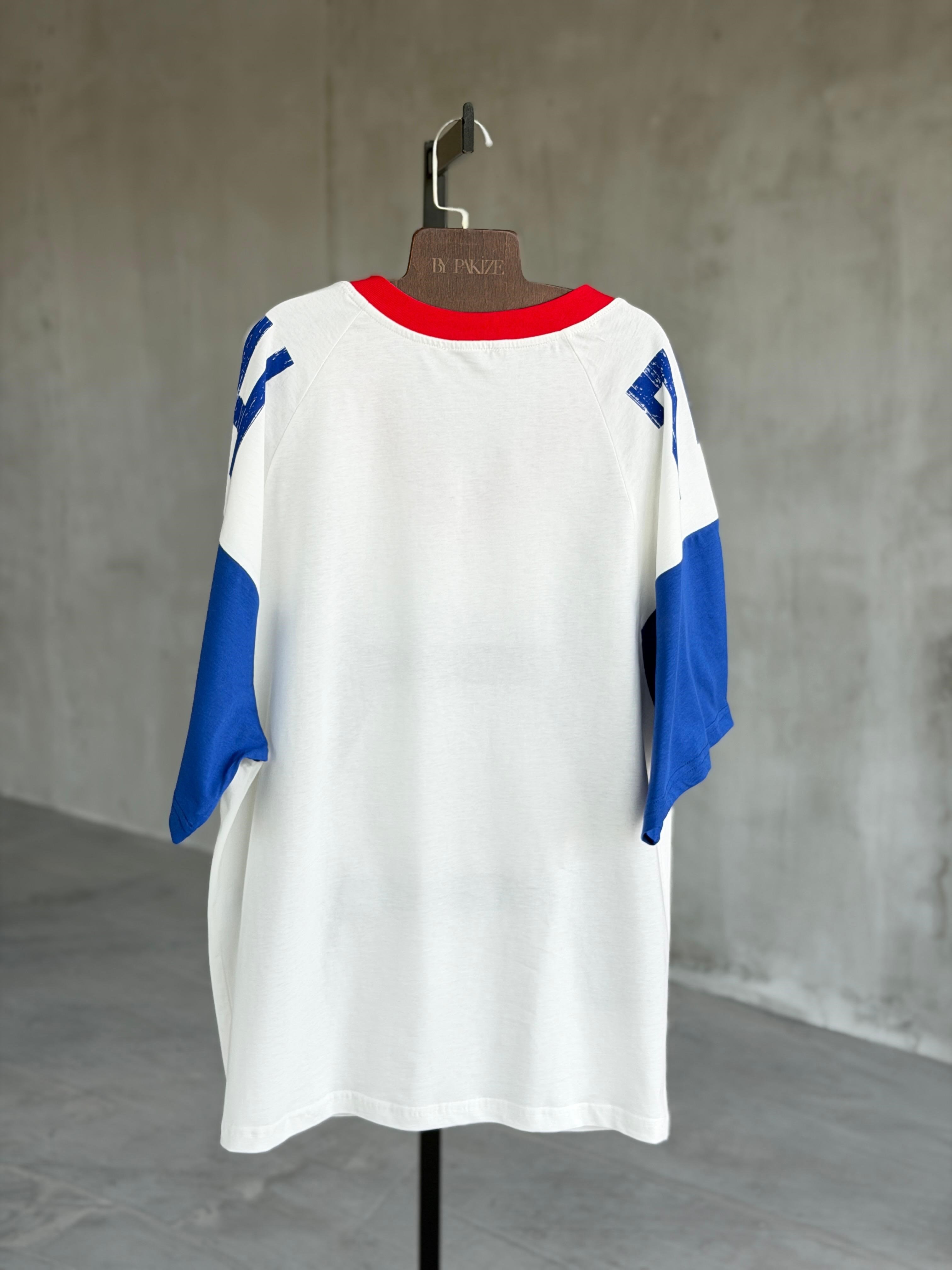 Kolej Model V Yaka Oversize Tişört (Saks)