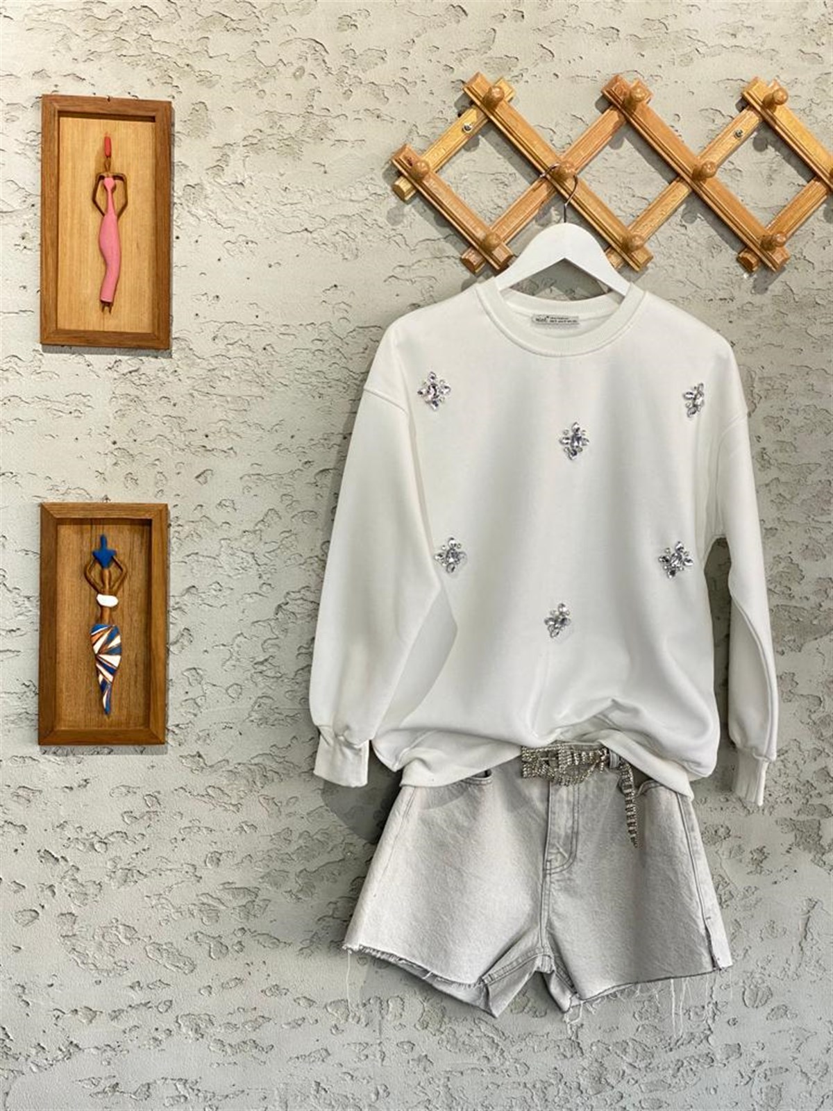 Kristal Taş İşçilikli Şardonlu Sweat (Beyaz)
