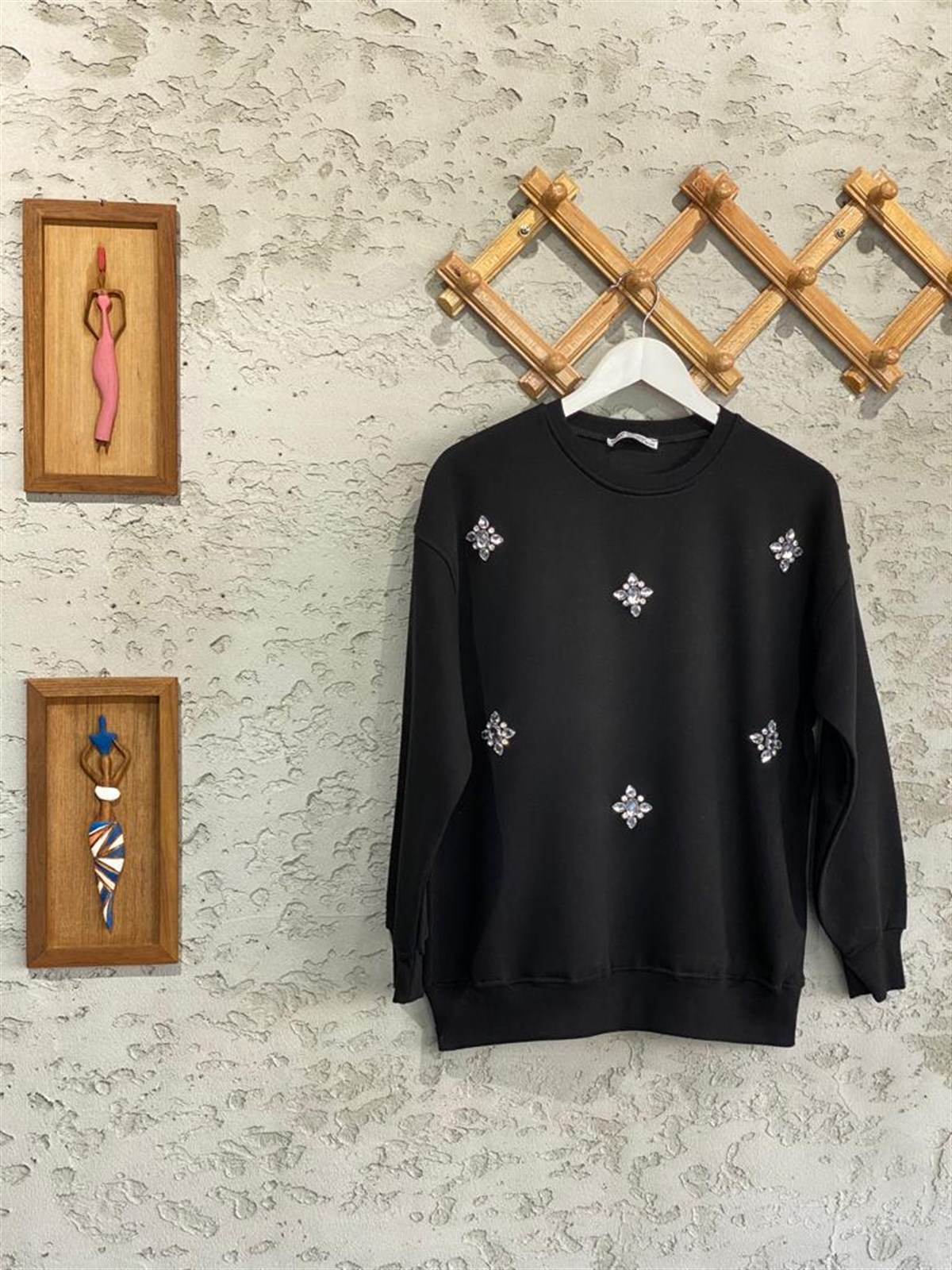 Kristal Taş İşçilikli Şardonlu Sweat (Siyah)