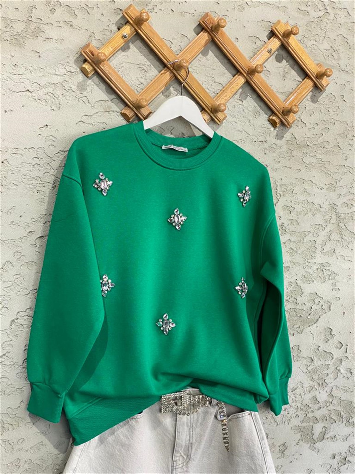 Kristal Taş İşçilikli Şardonlu Sweat (Zümrüt Yeşili)