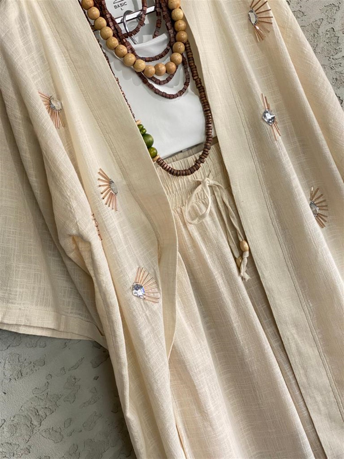Kristal Taş İşlemeli Keten Kaftan (Ekru)