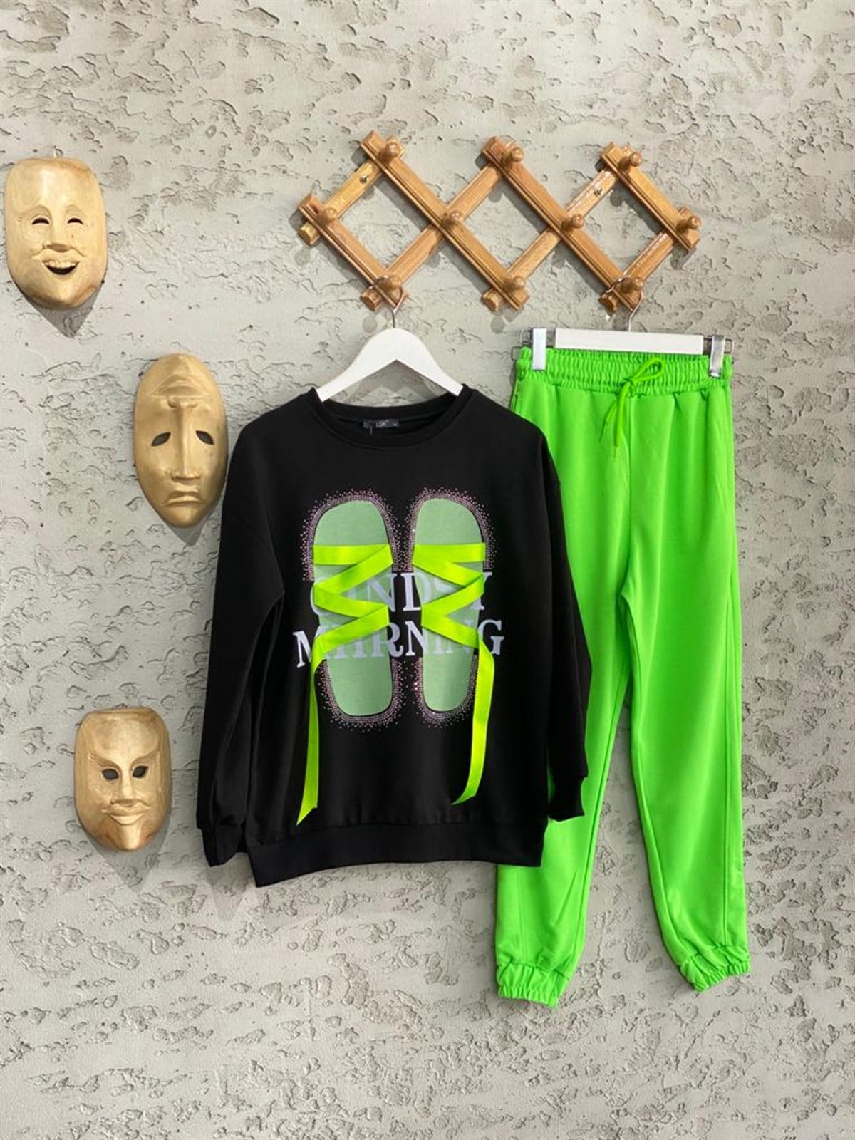 Kurdele Detaylı Sweat (Siyah)