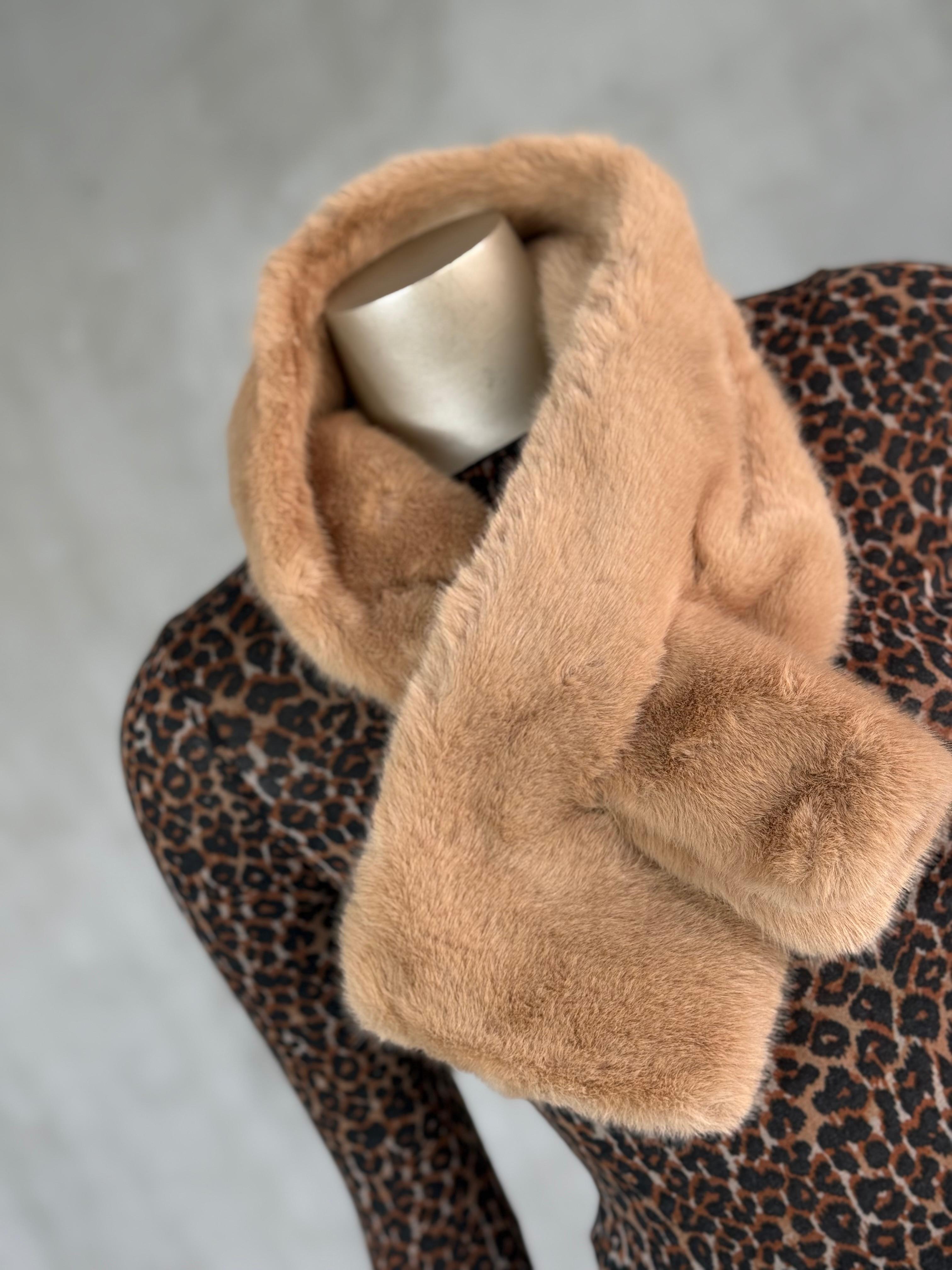 Kürk Boyunluk (Siyah/Pembe/Bej/Camel)