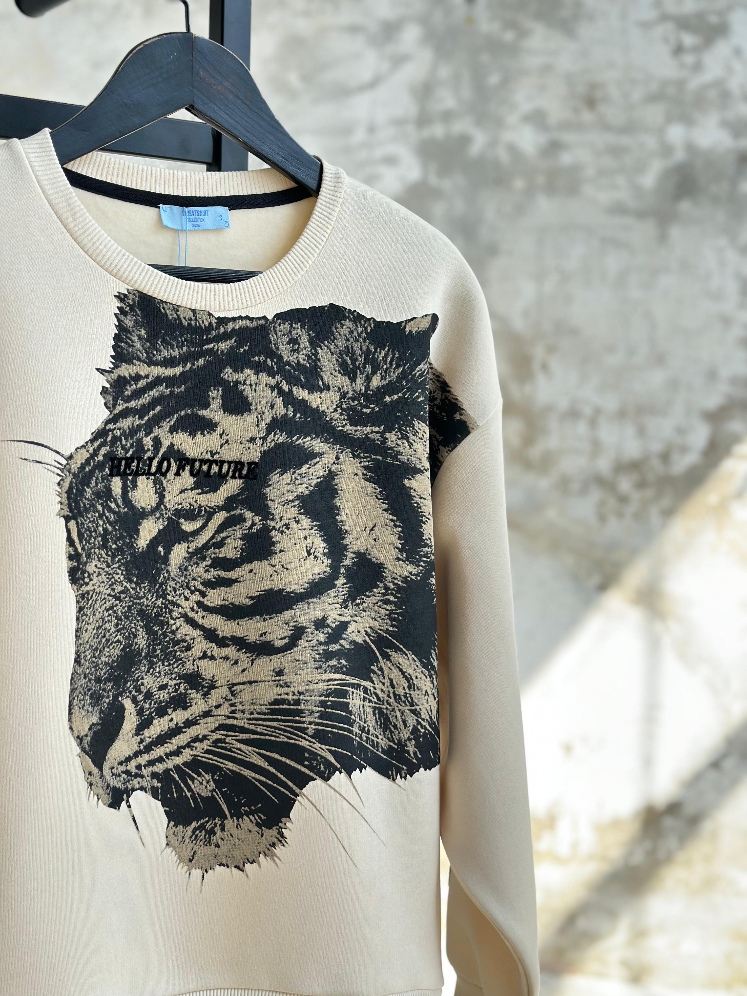 Leopar Desen Kadife Yazı Baskılı Sweat (Bej)