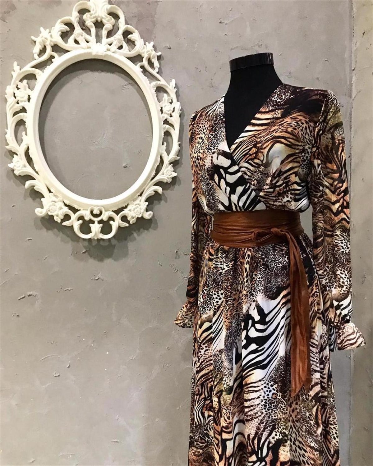 Leopar Desen Kruvaze Yaka Şifon Kumaş Elbise