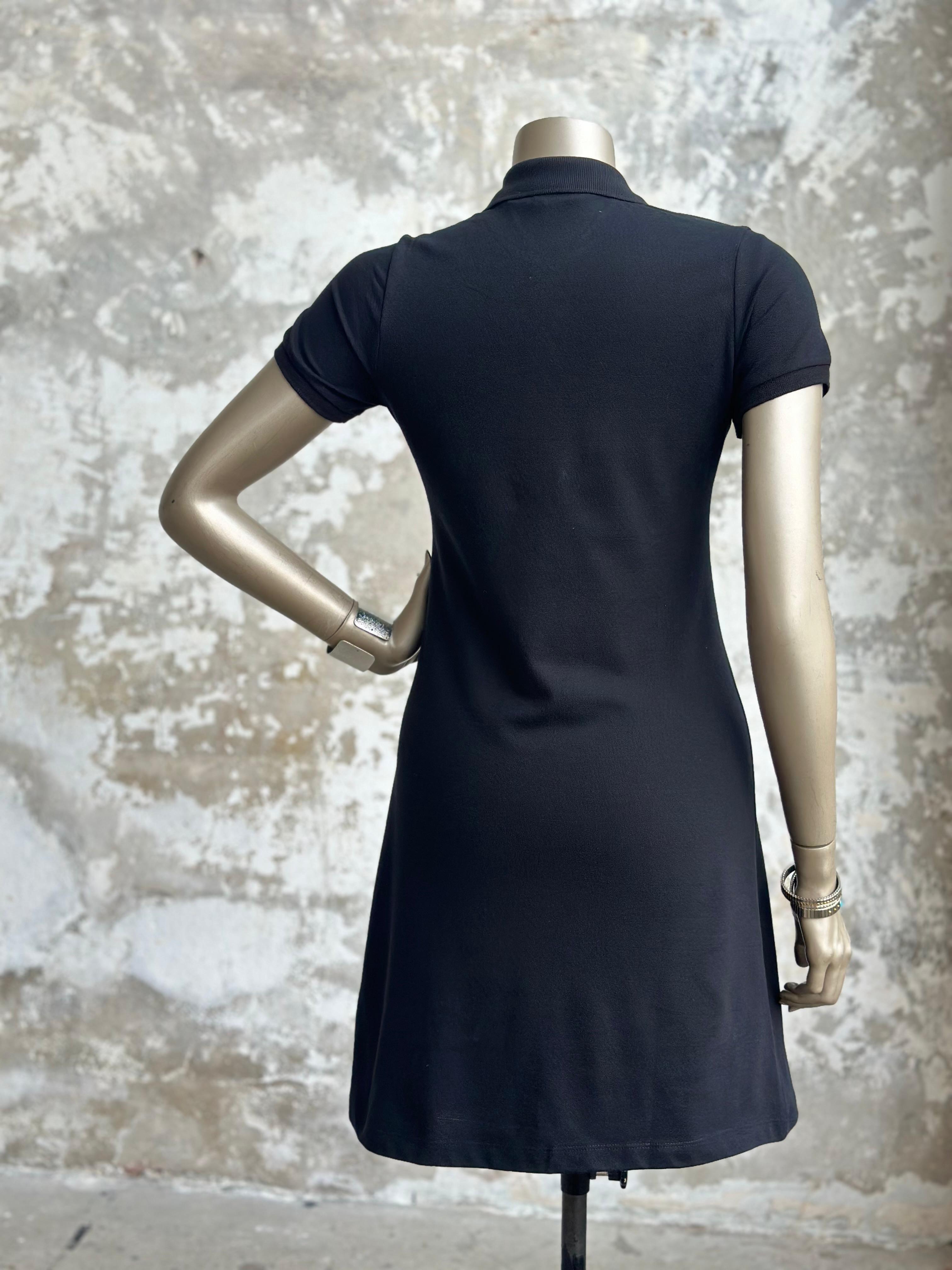 Marka Model Polo Yaka Elbise (Siyah)