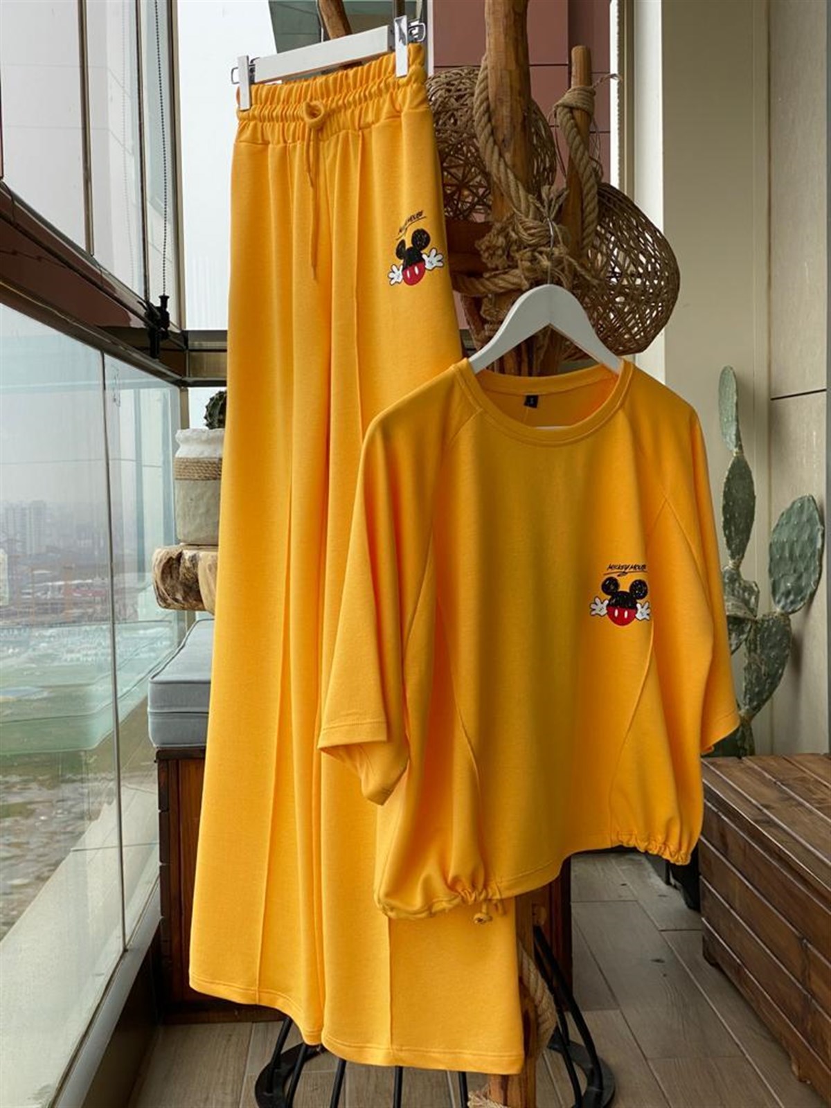 Mickey Baskılı Takım (SARI)
