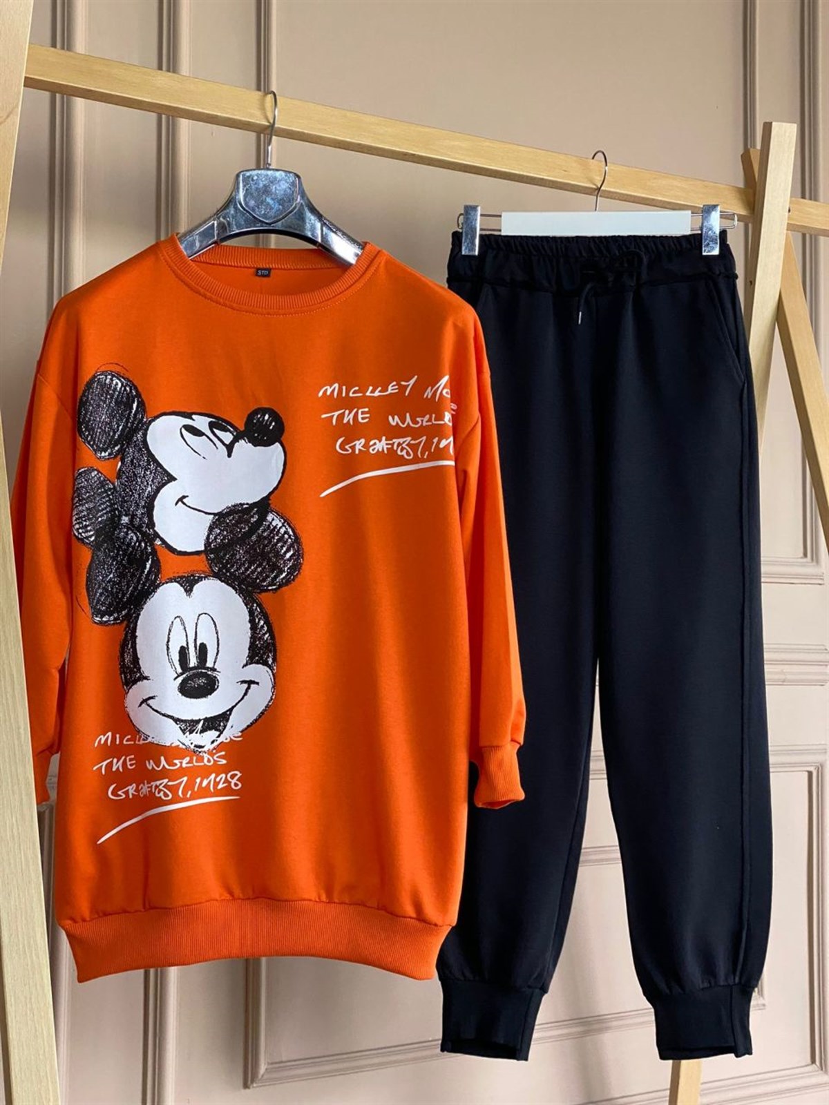 Mickey Baskılı Yazı Detaylı Tunik Sweat (Oranj)