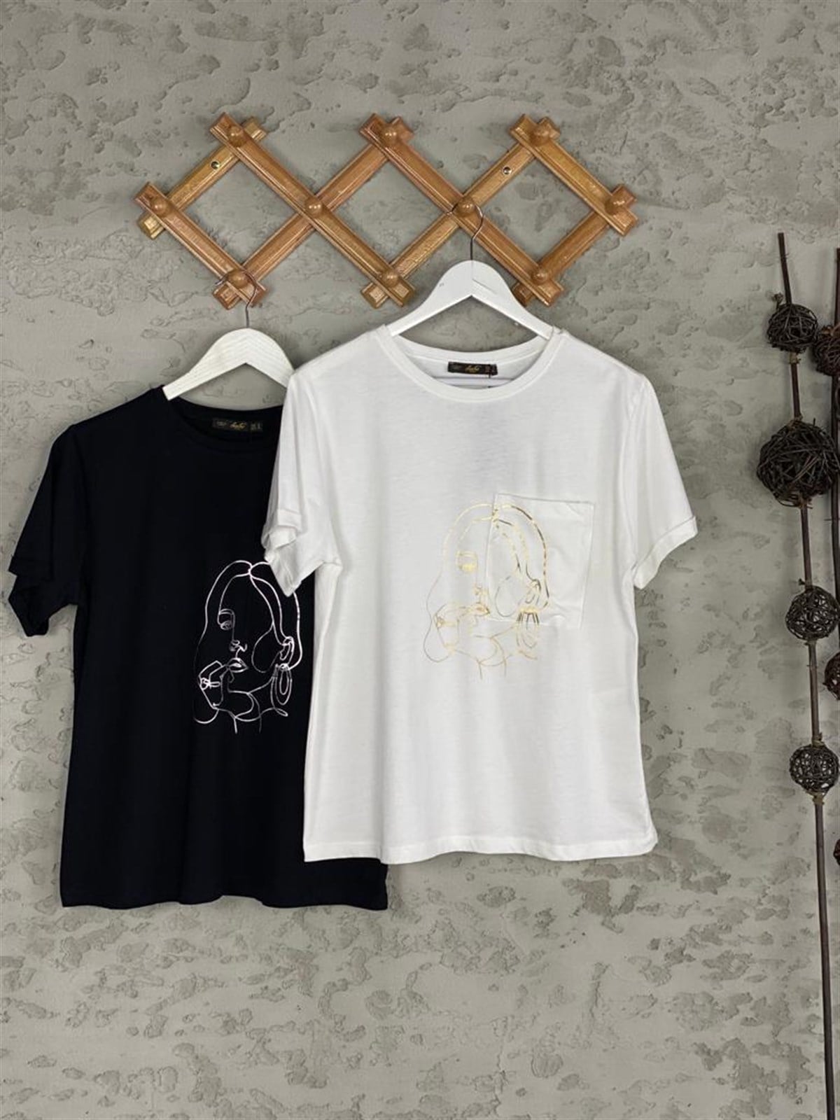 Minimal Baskılı Çizim (Ekru)