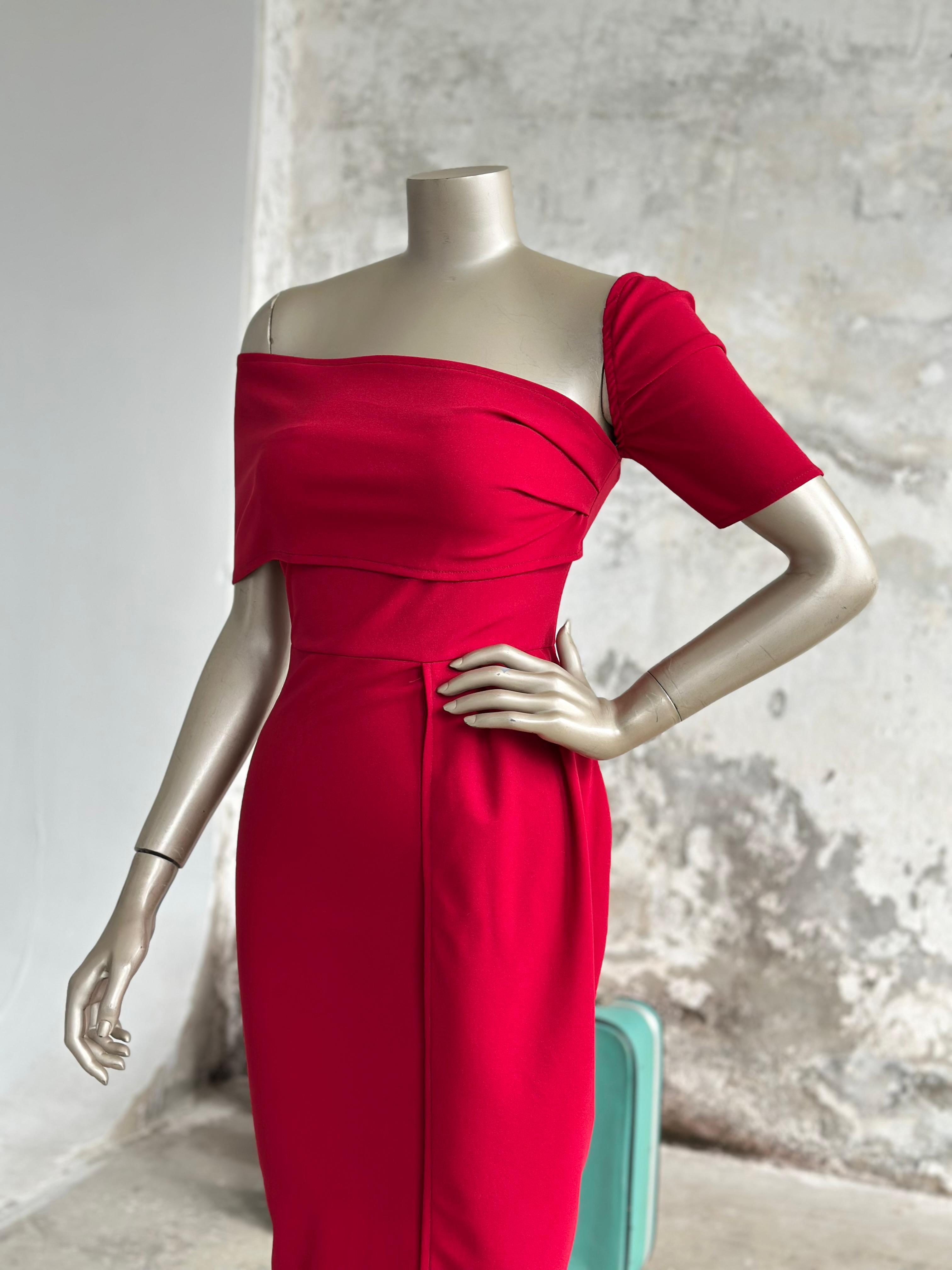 Omuz Detaylı Midi Boy Elbisi (Kırmızı)