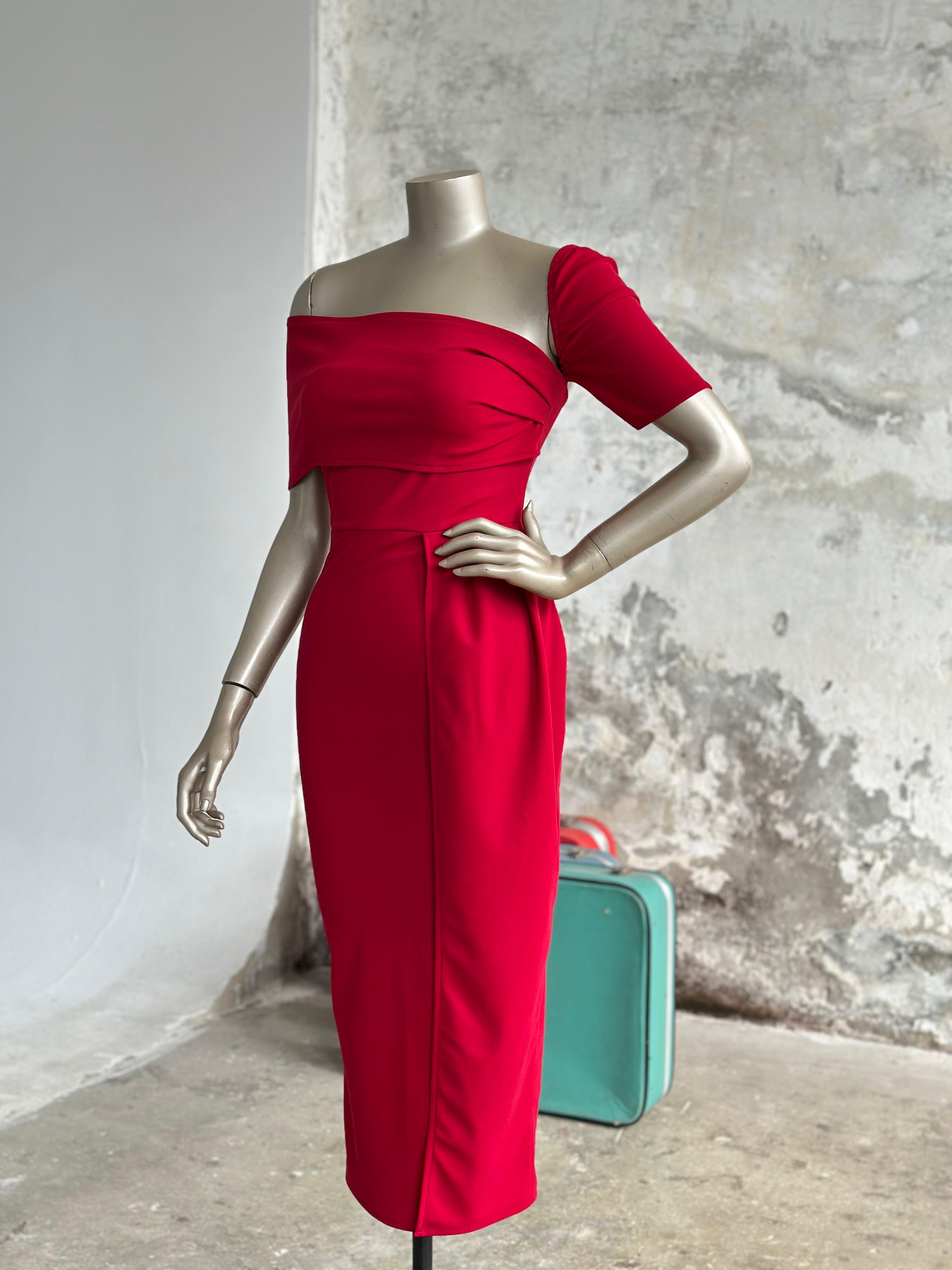 Omuz Detaylı Midi Boy Elbisi (Kırmızı)