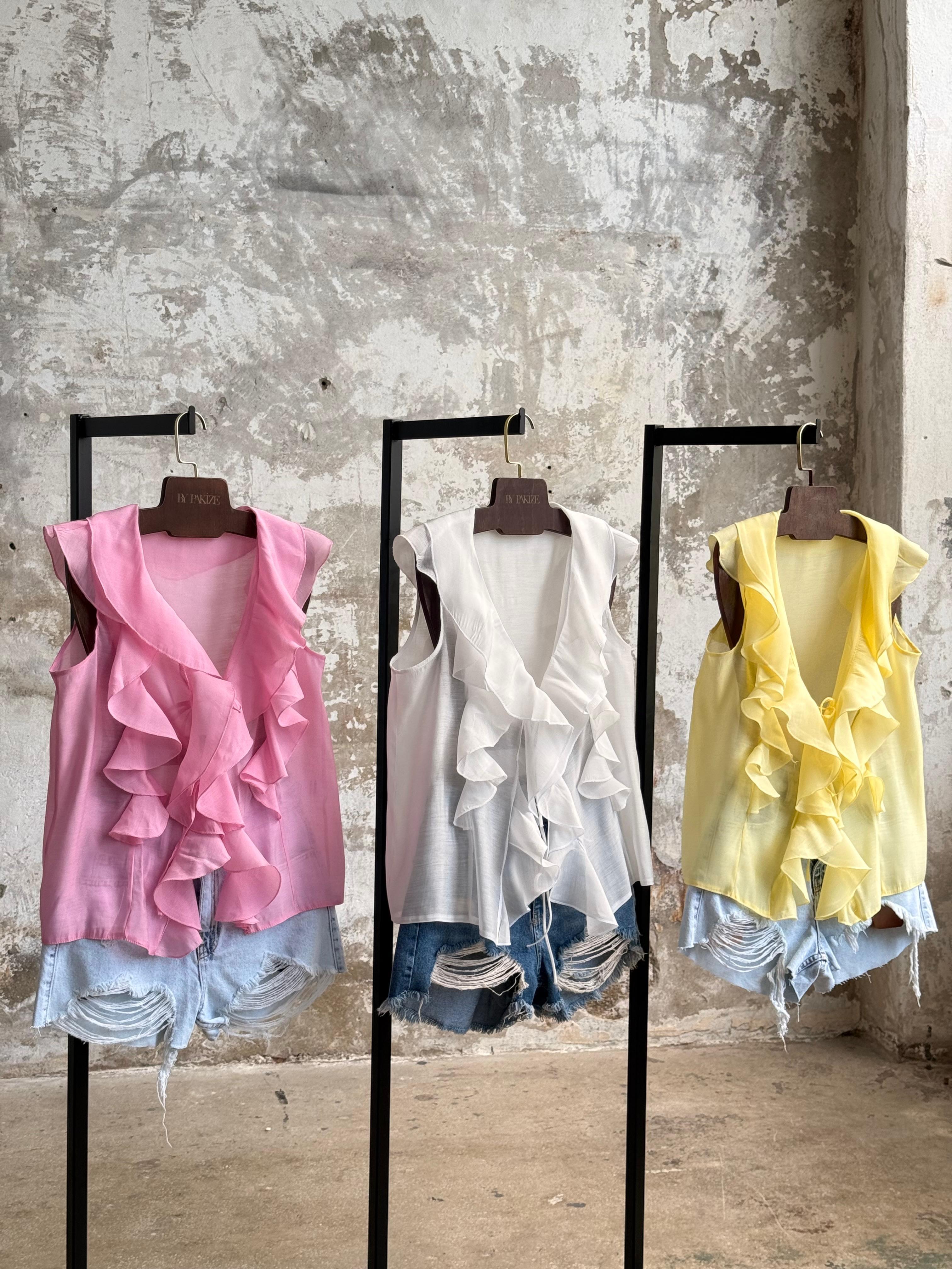 Omuzdan Fırfır Detaylı Bağlamalı Bluz (Pembe)