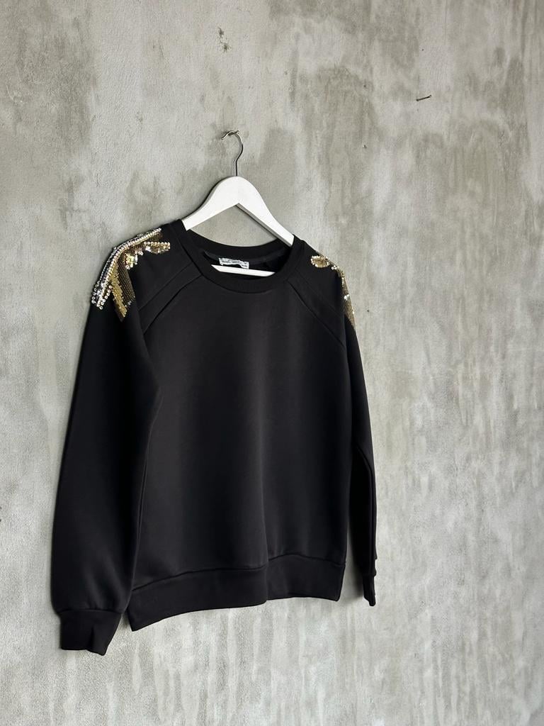 Omuzdan Pul Payet Ve Taş İşçilikli Sweat (Siyah)