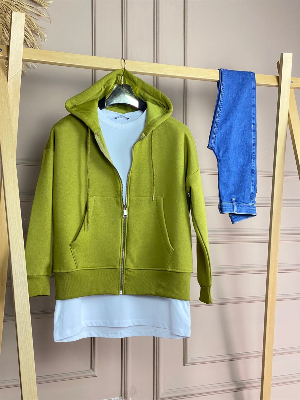 Ön Cepli Şardonlu Sweat Hırka (Yağ yeşili)