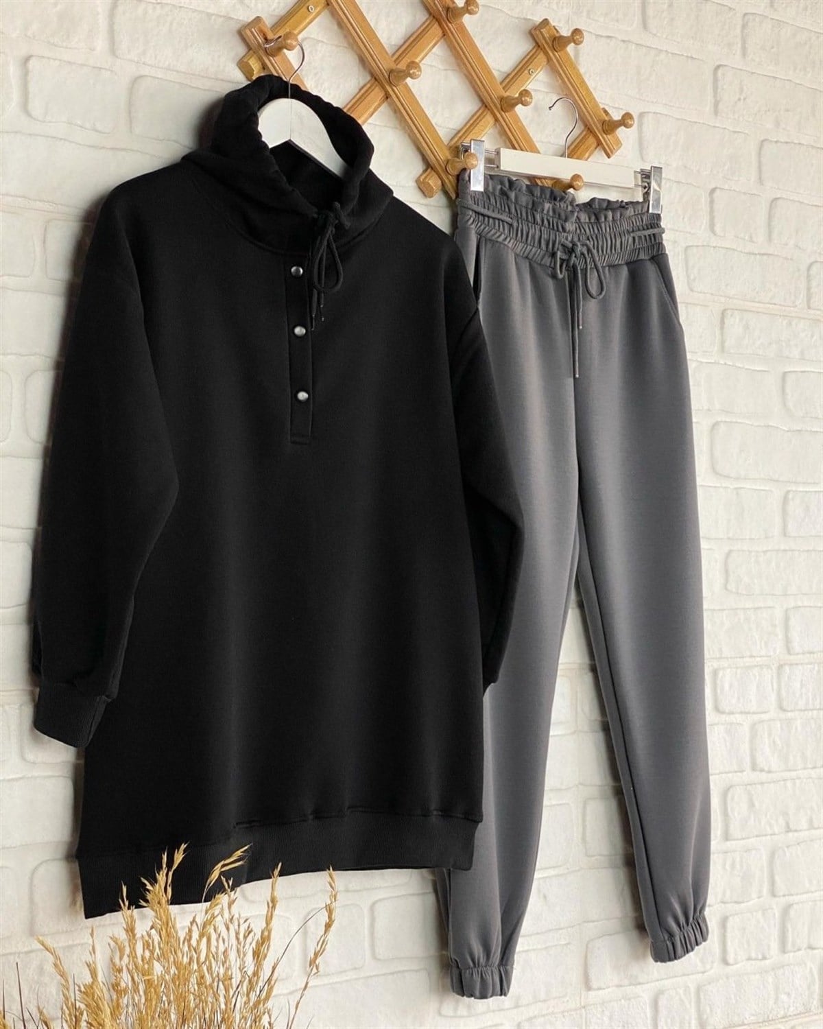 Önü Çıtçıt Detaylı Tunik Sweat (Siyah)