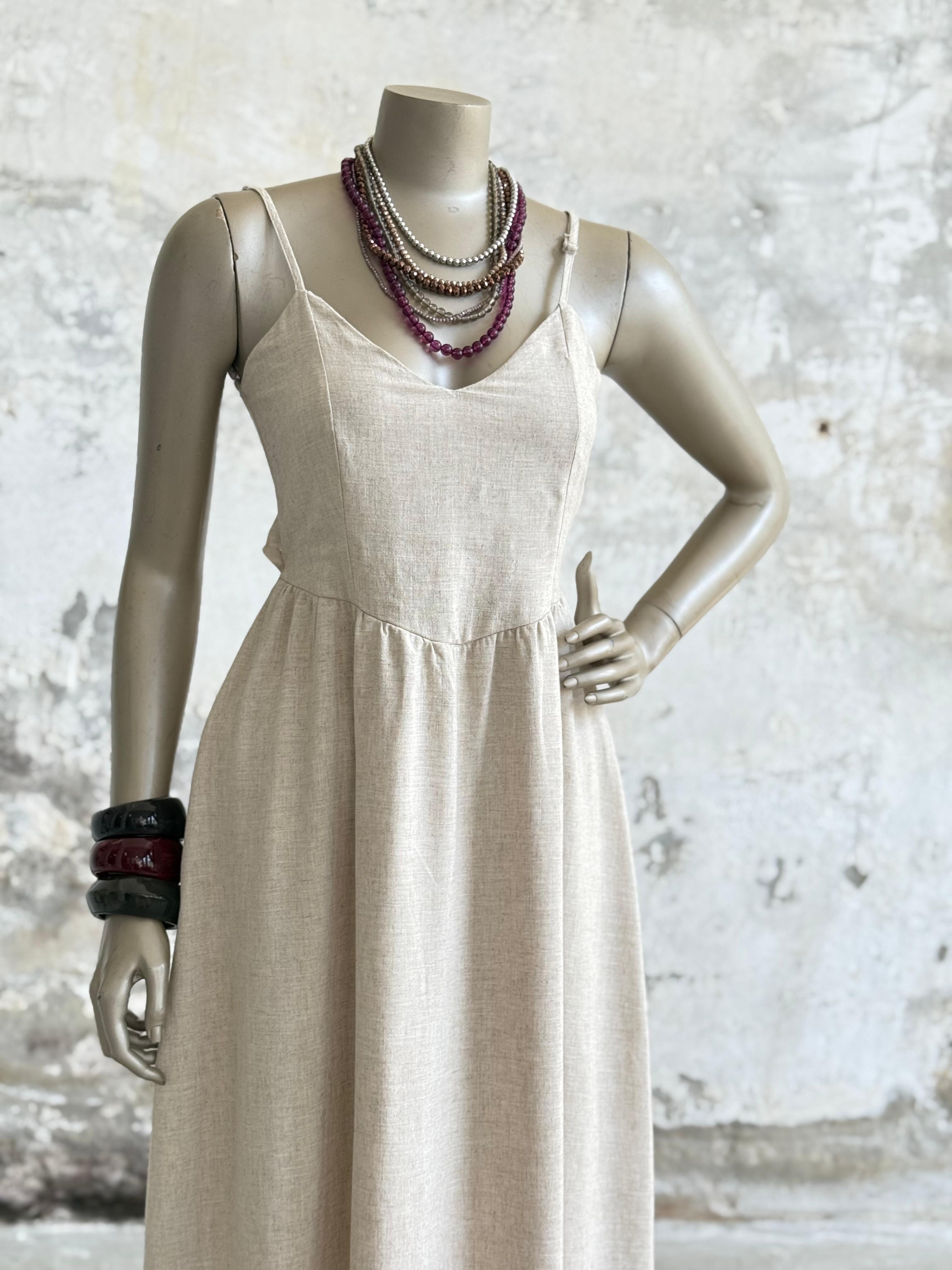 Organik Keten Kumaş Sırt Bağlama Detaylı Elbise (Natural)