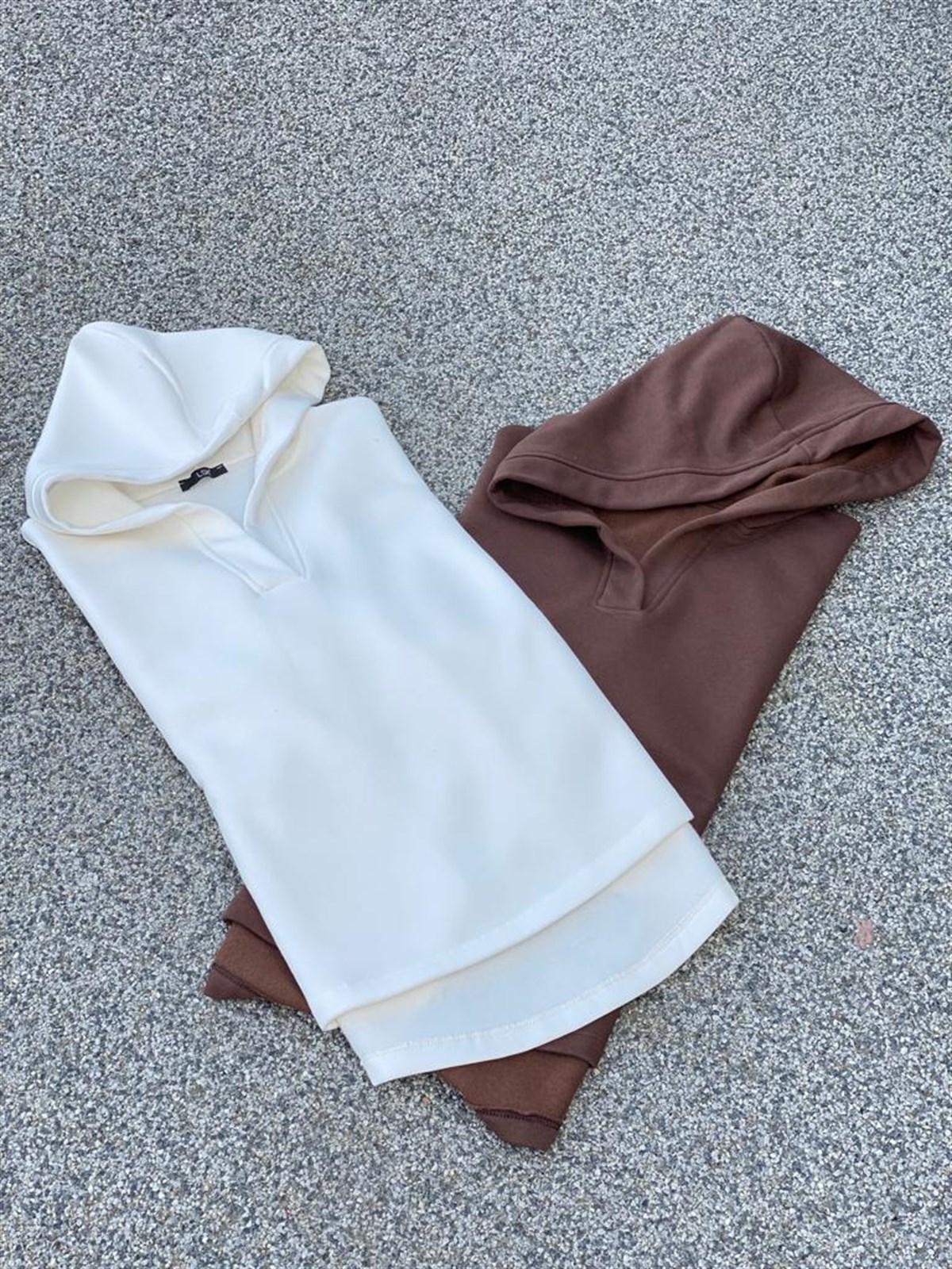 Organik Pamuk Yaka Detaylı Kapüşonlu Basic Sweat Ekru