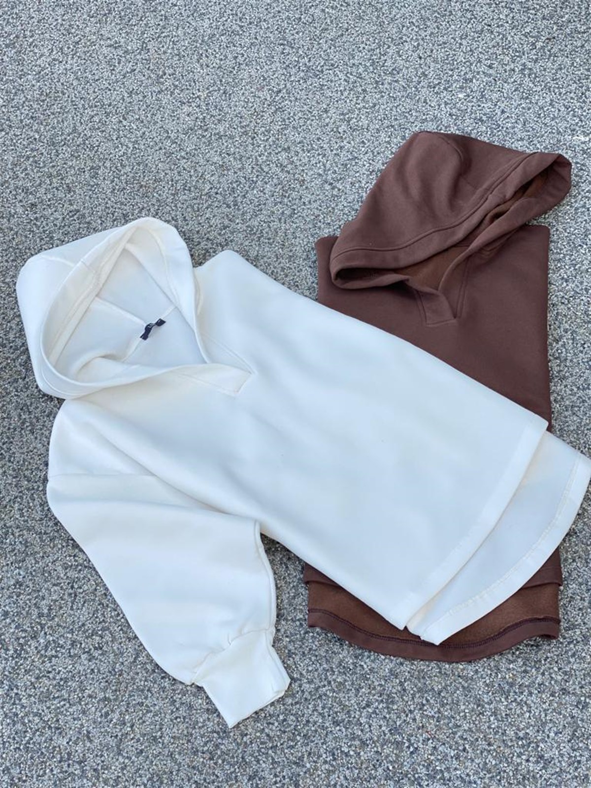 Organik Pamuk Yaka Detaylı Kapüşonlu Basic Sweat Kahve